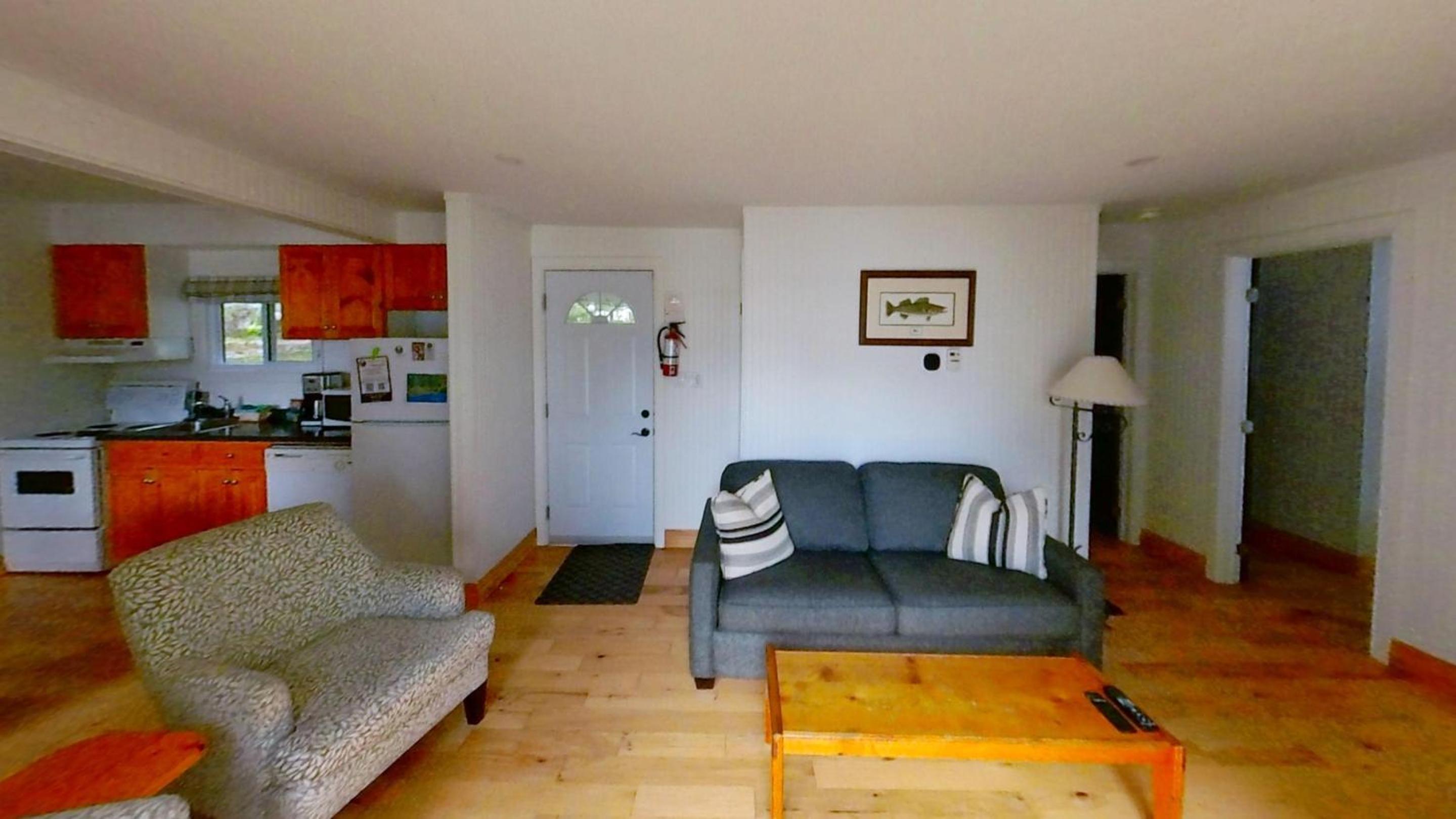 Bungalow - Water Front  photo 1