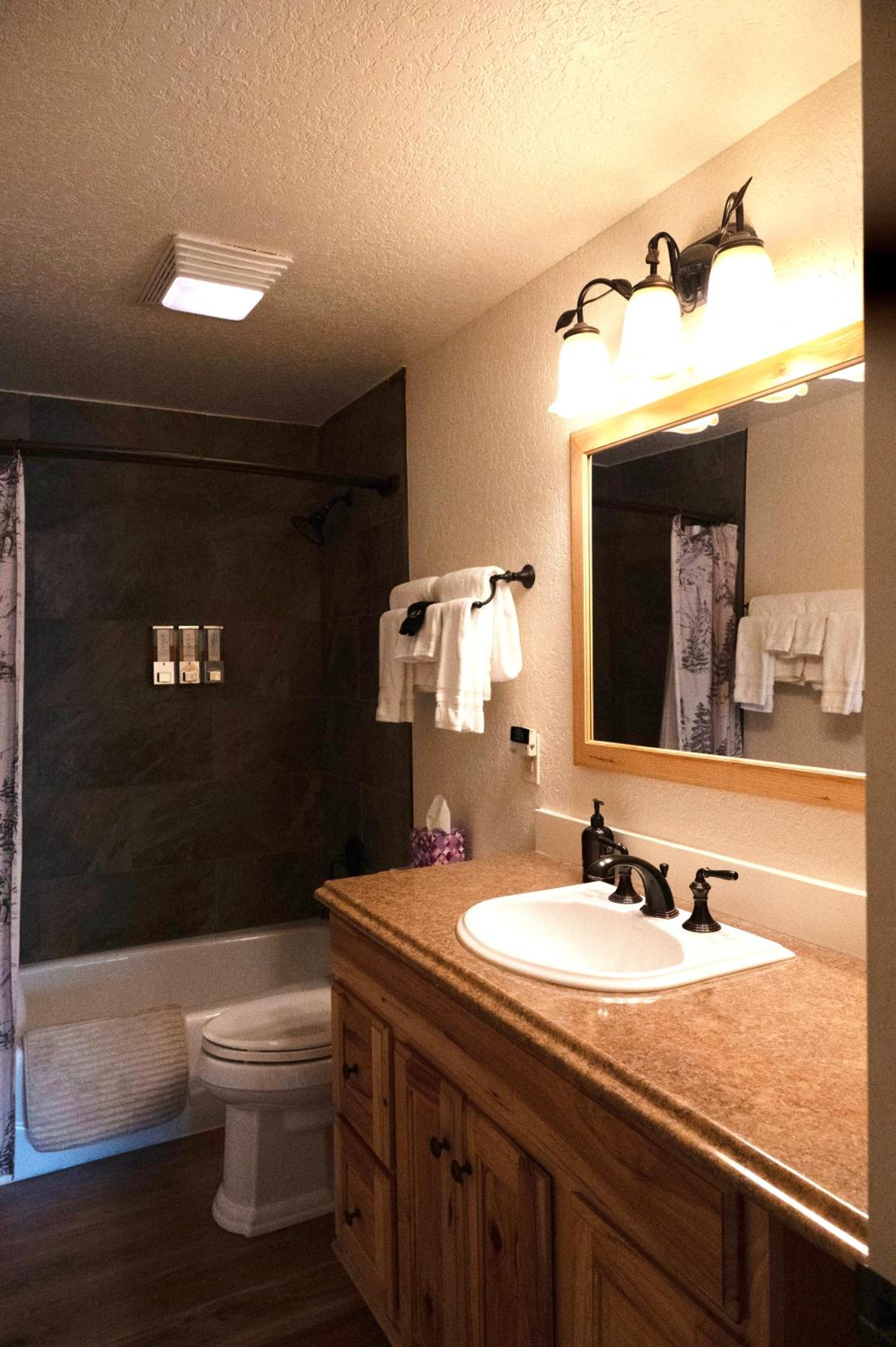 Two-Bedroom Suite photo 2