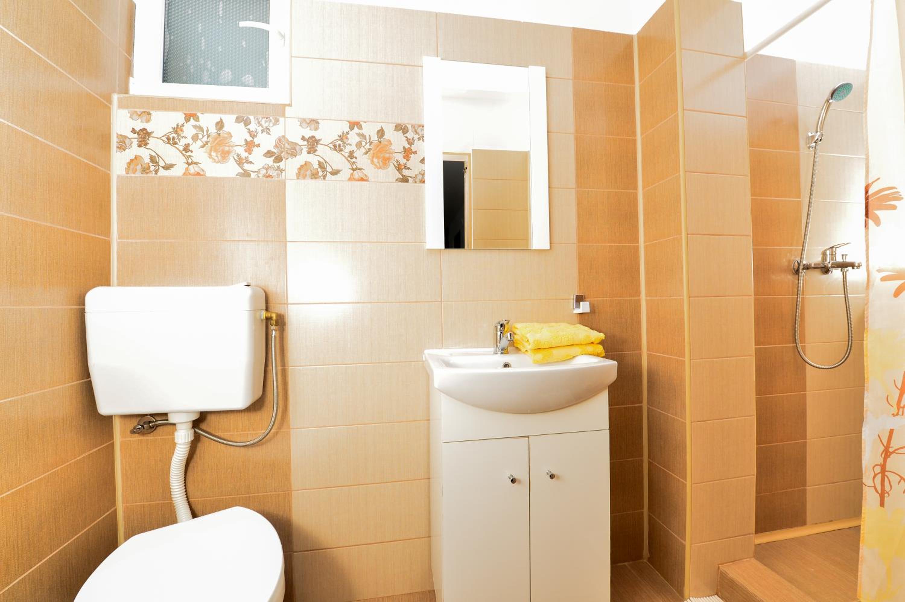 Double Room with Private Bathroom photo 3