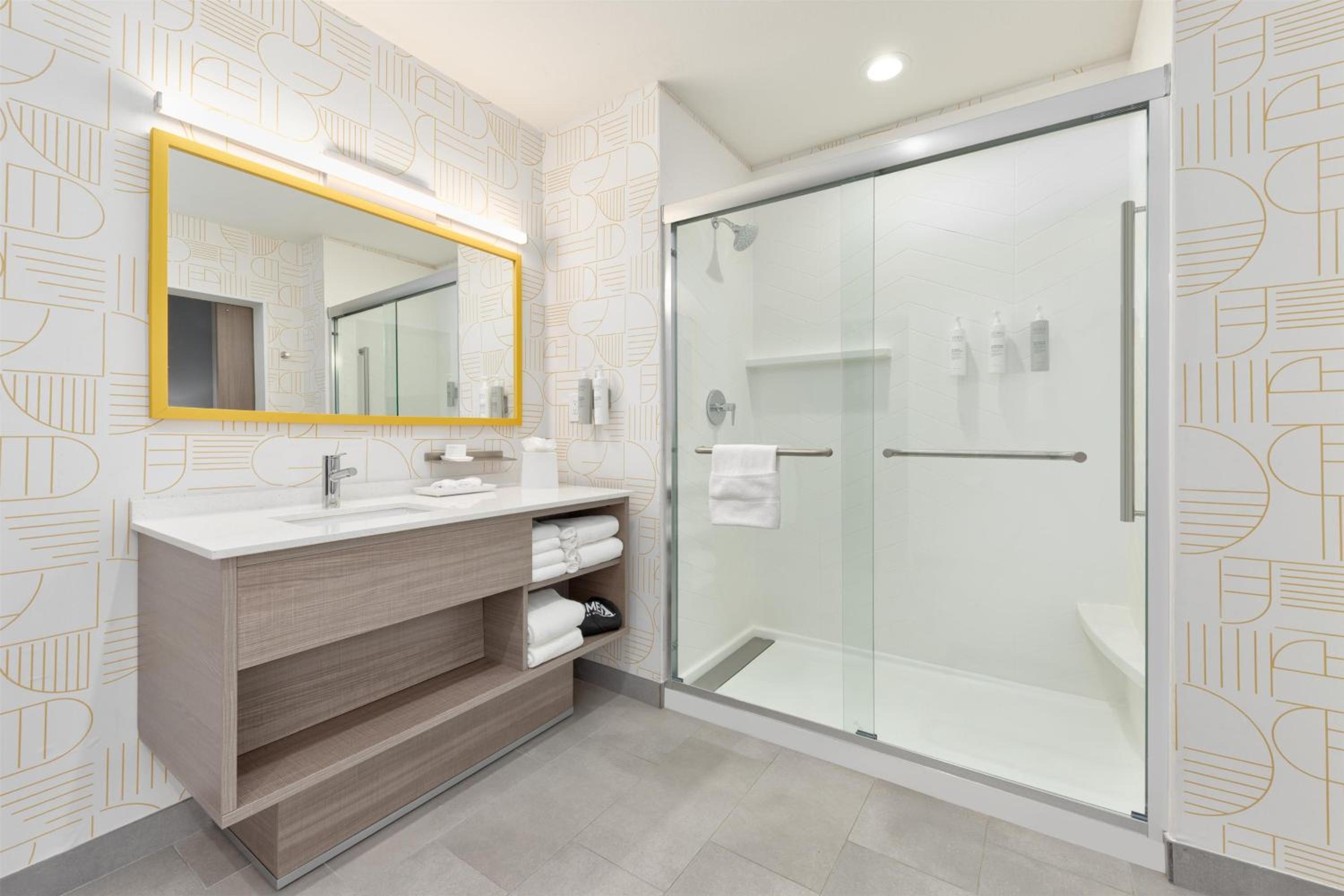 One-Bedroom King Suite - Photo 1