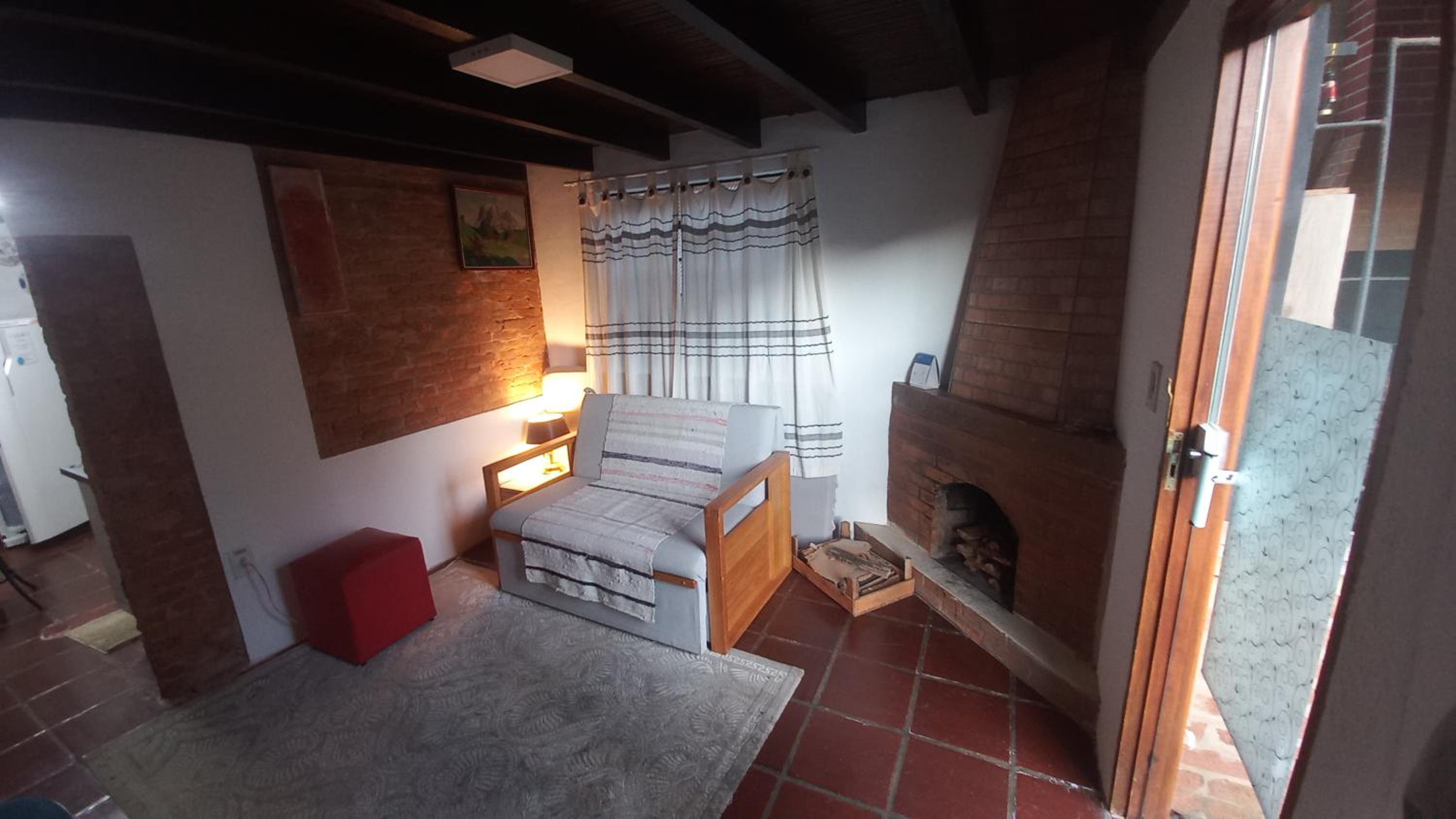 One-Bedroom House photo 3