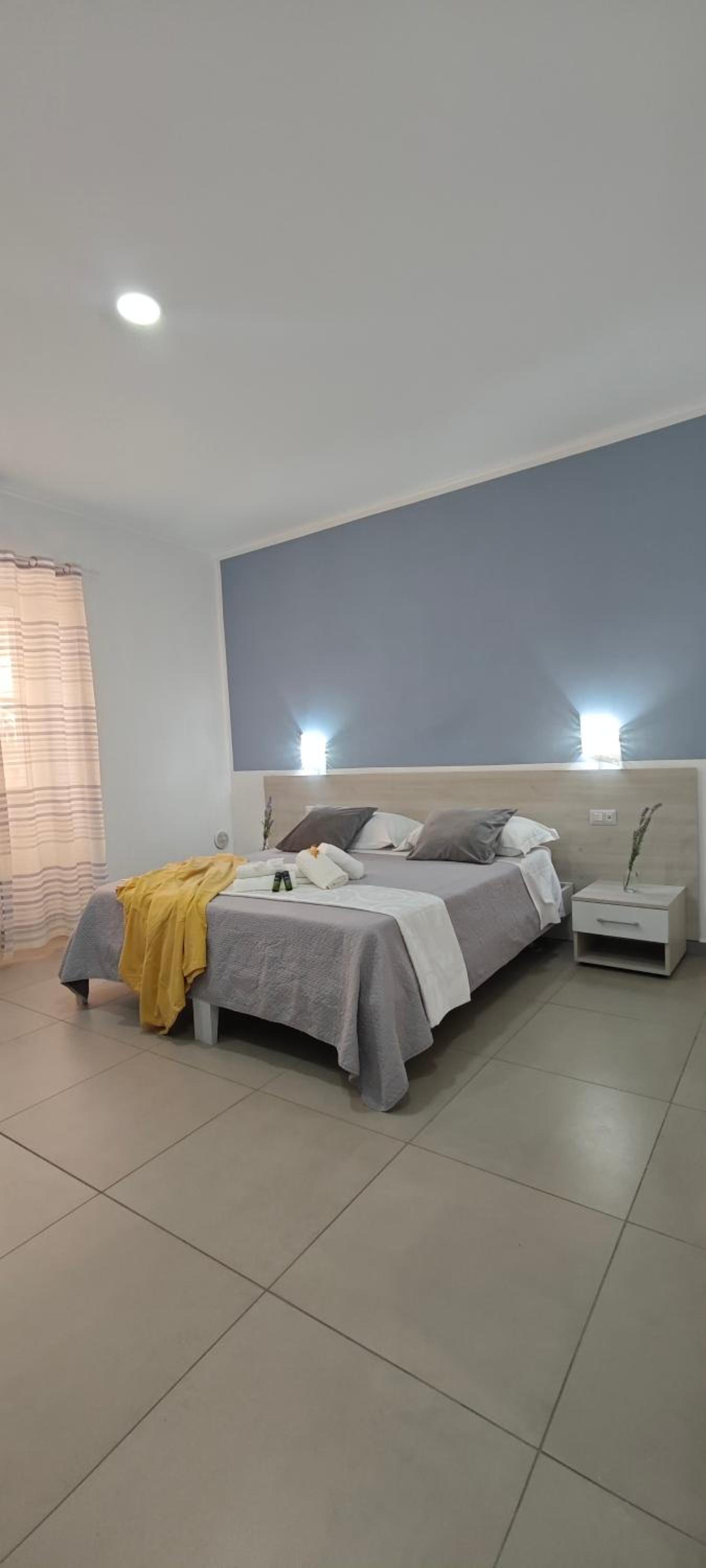 Double Room With Private Bathroom - Photo 2