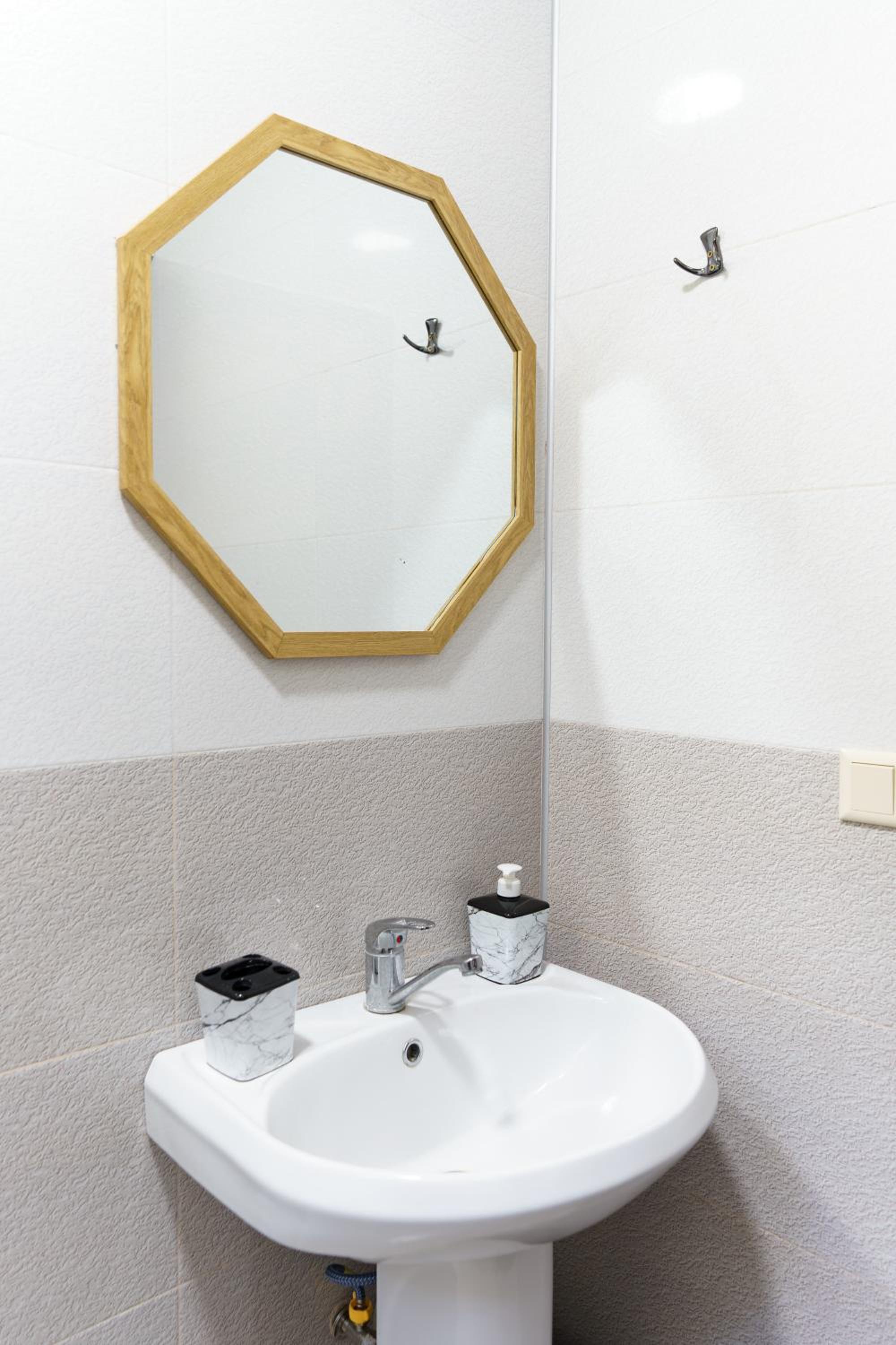 Standard Double or Twin Room photo 2