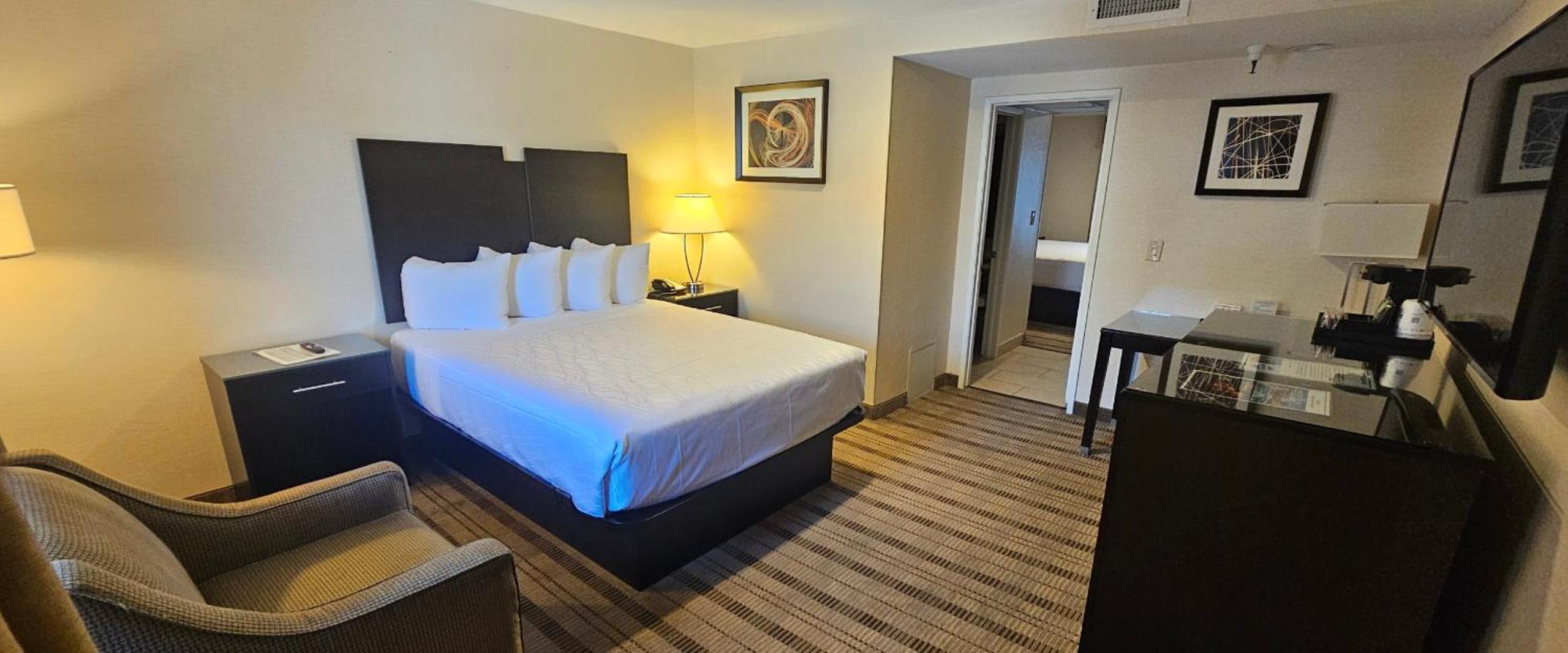 Two-Bedroom Suite with One King Bed and One Queen Bed - Non-Smoking - Photo 1