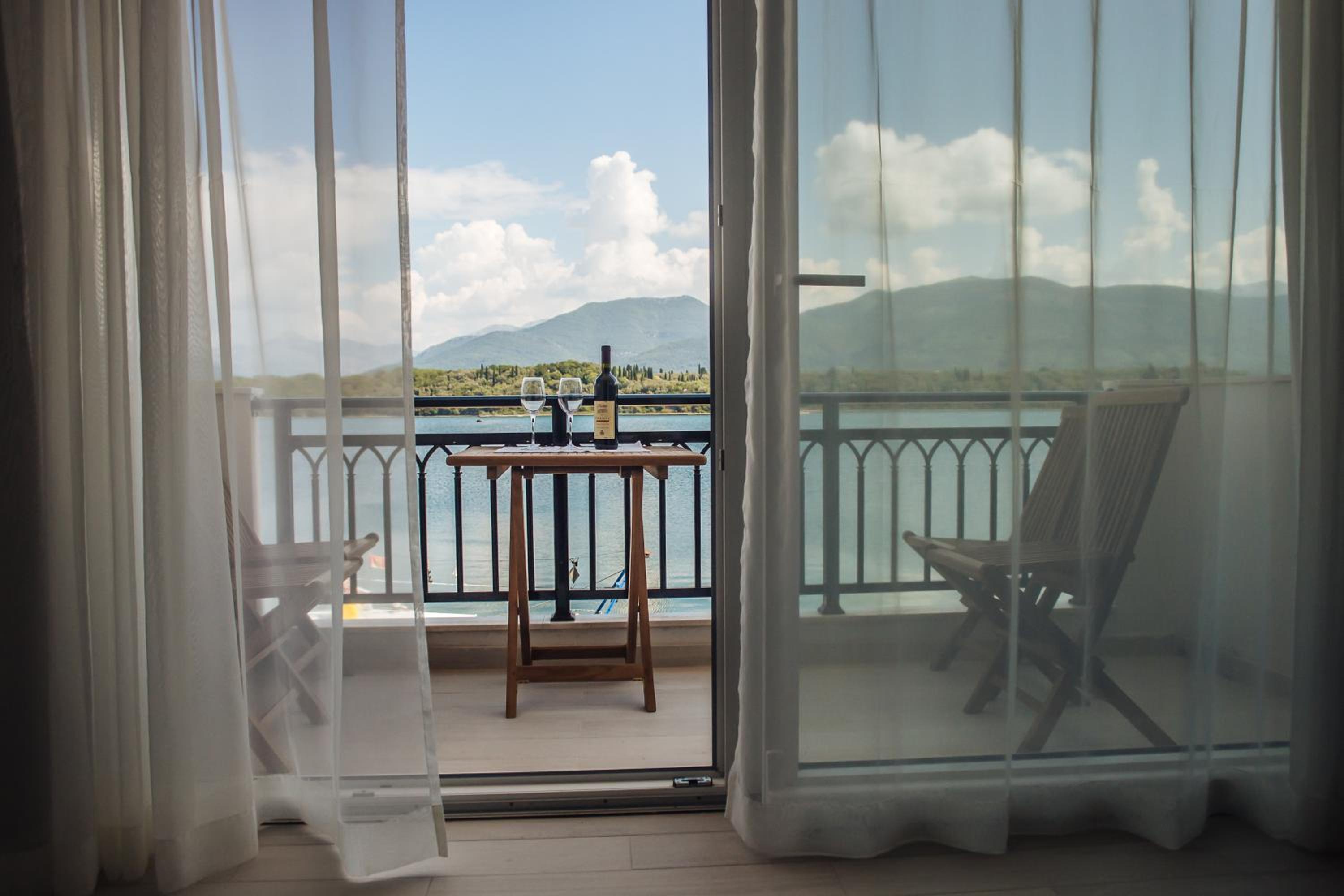 Apartment with Sea View photo 1