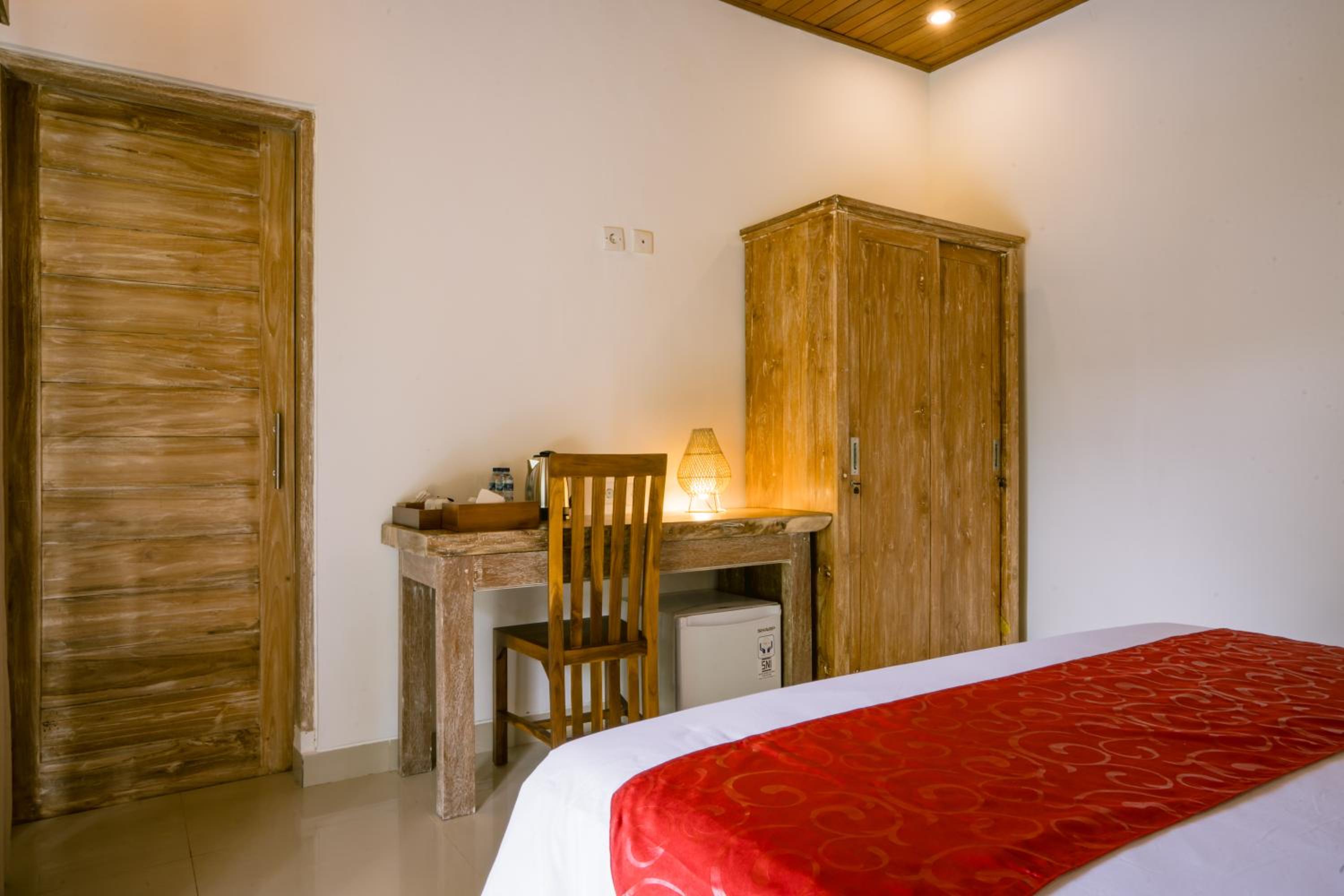 Double Room with Patio photo 1
