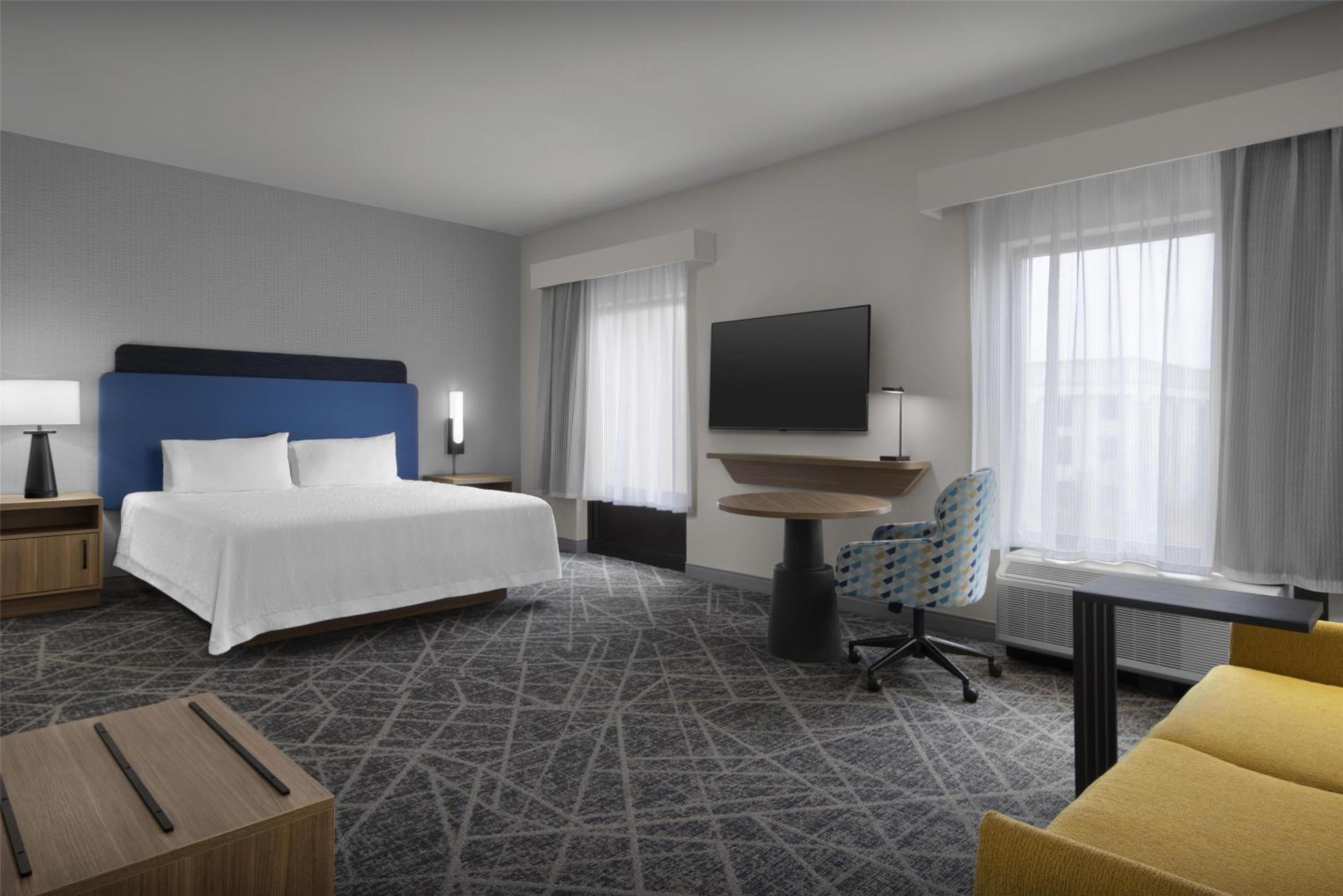 King Studio Suite - Non-Smoking - Photo 1