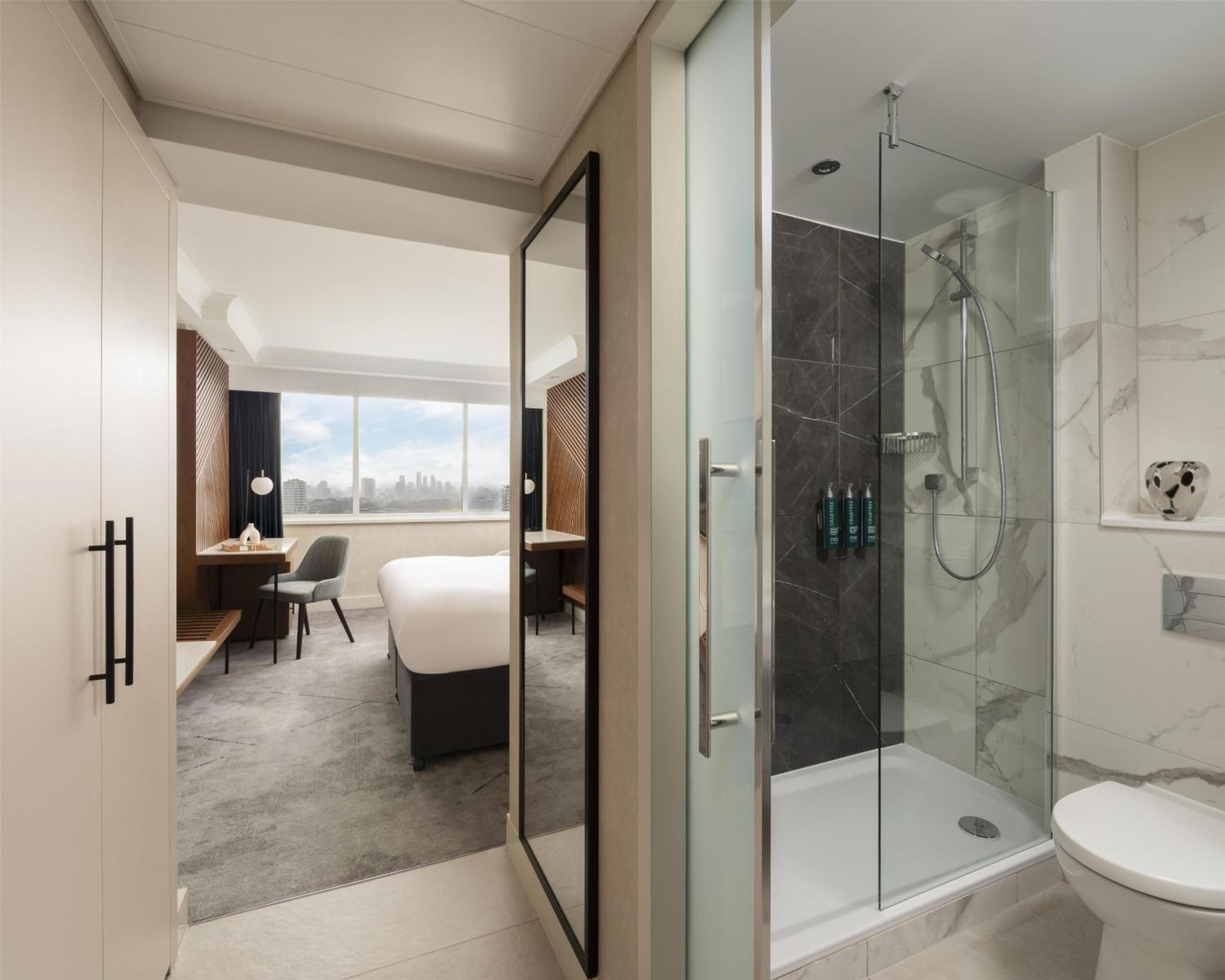 Executive King Room with London View