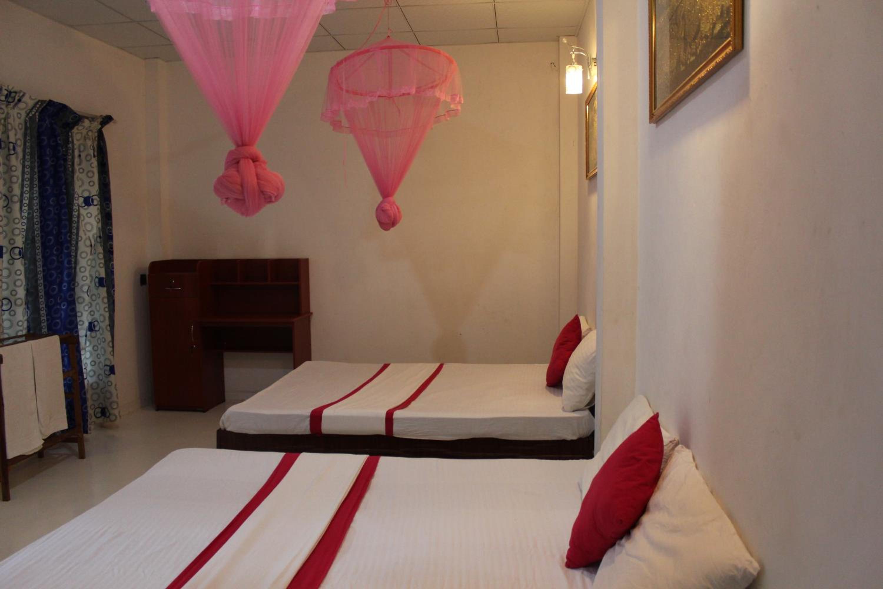 Deluxe Double Room with City Tour photo 3