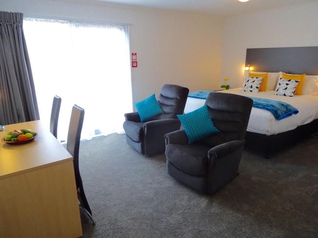 Suite with Spa Bath photo 3