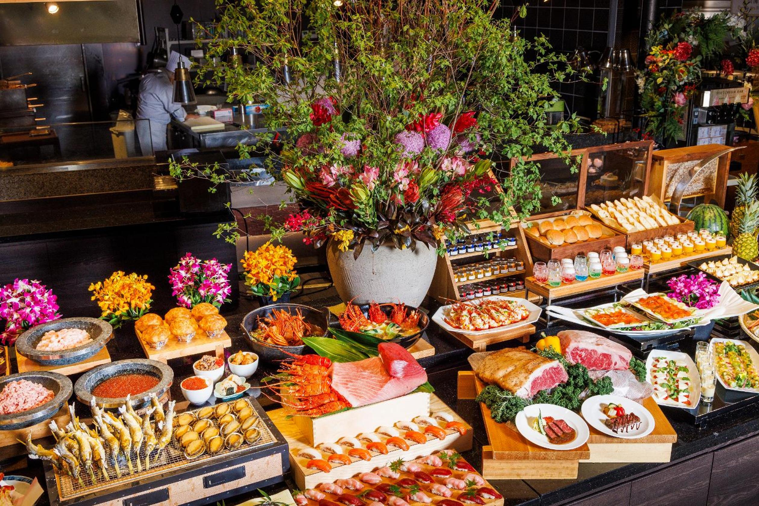 26th of every month only with Geisha event - Dinner Time 17:00~Superior Room with Japanese/Western Buffet dinner