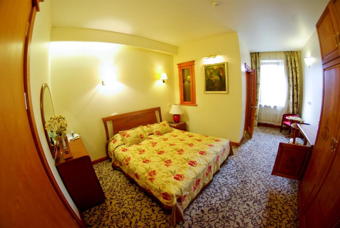 Standard Double Room - Photo 2