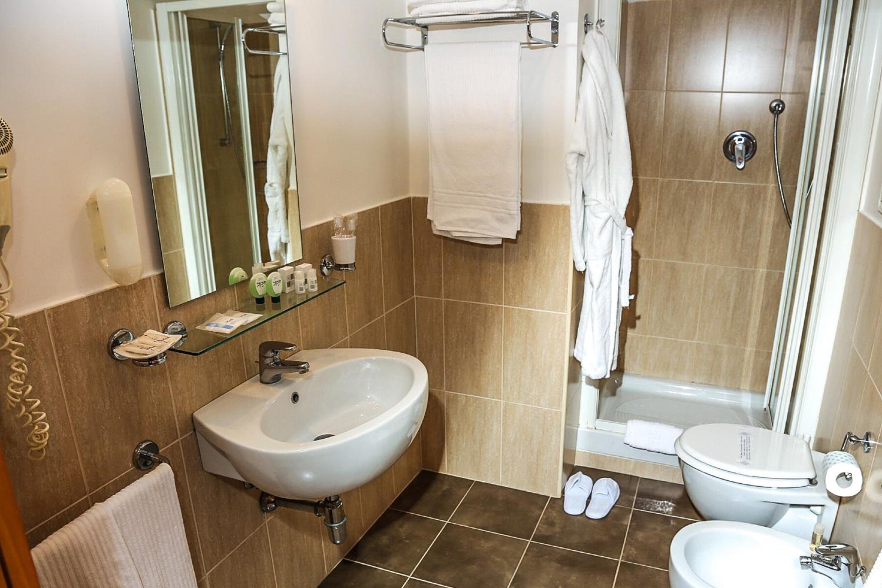 Superior Double Room with Balcony photo 3