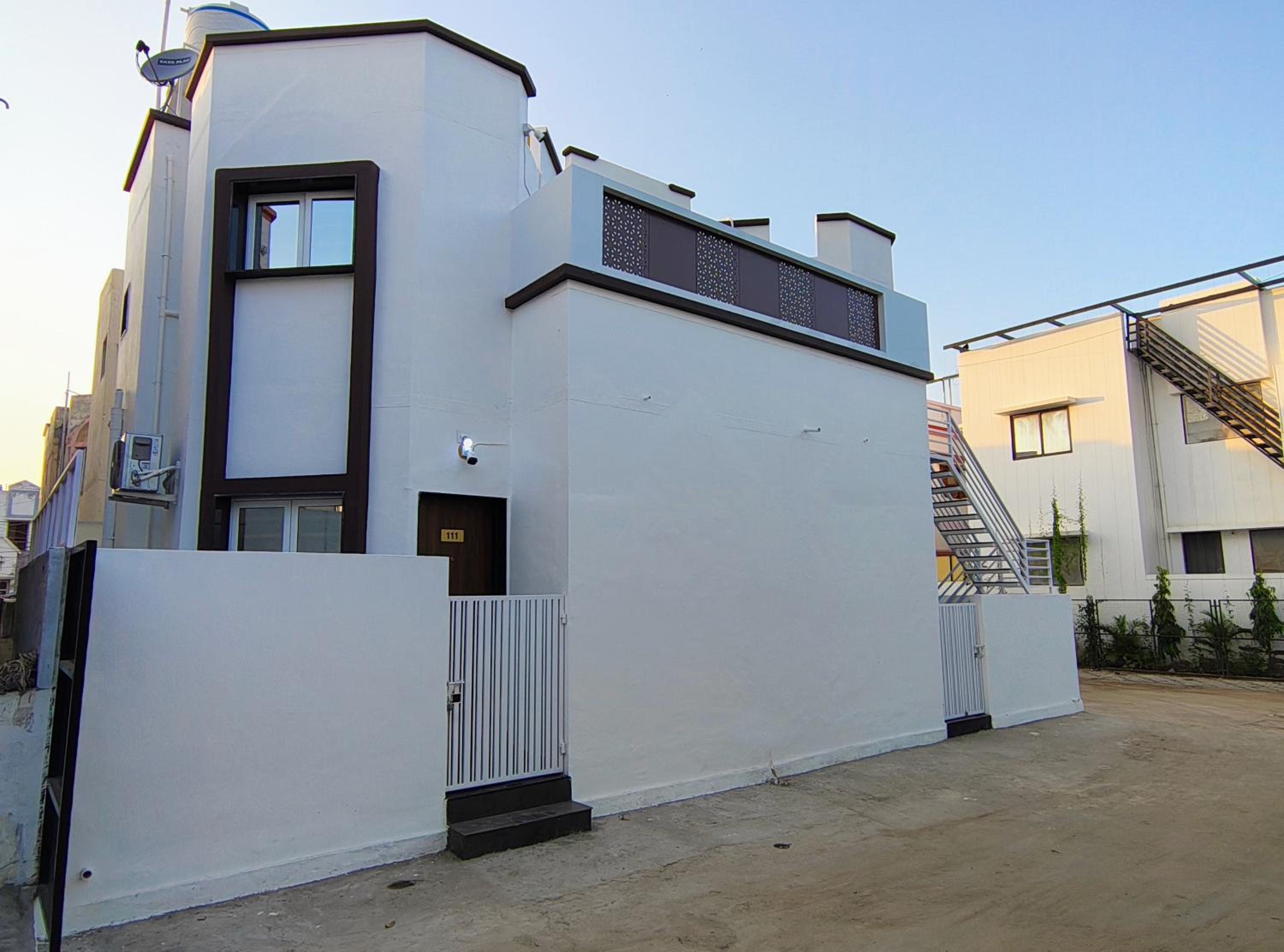 Deluxe Triple Room - Photo 8