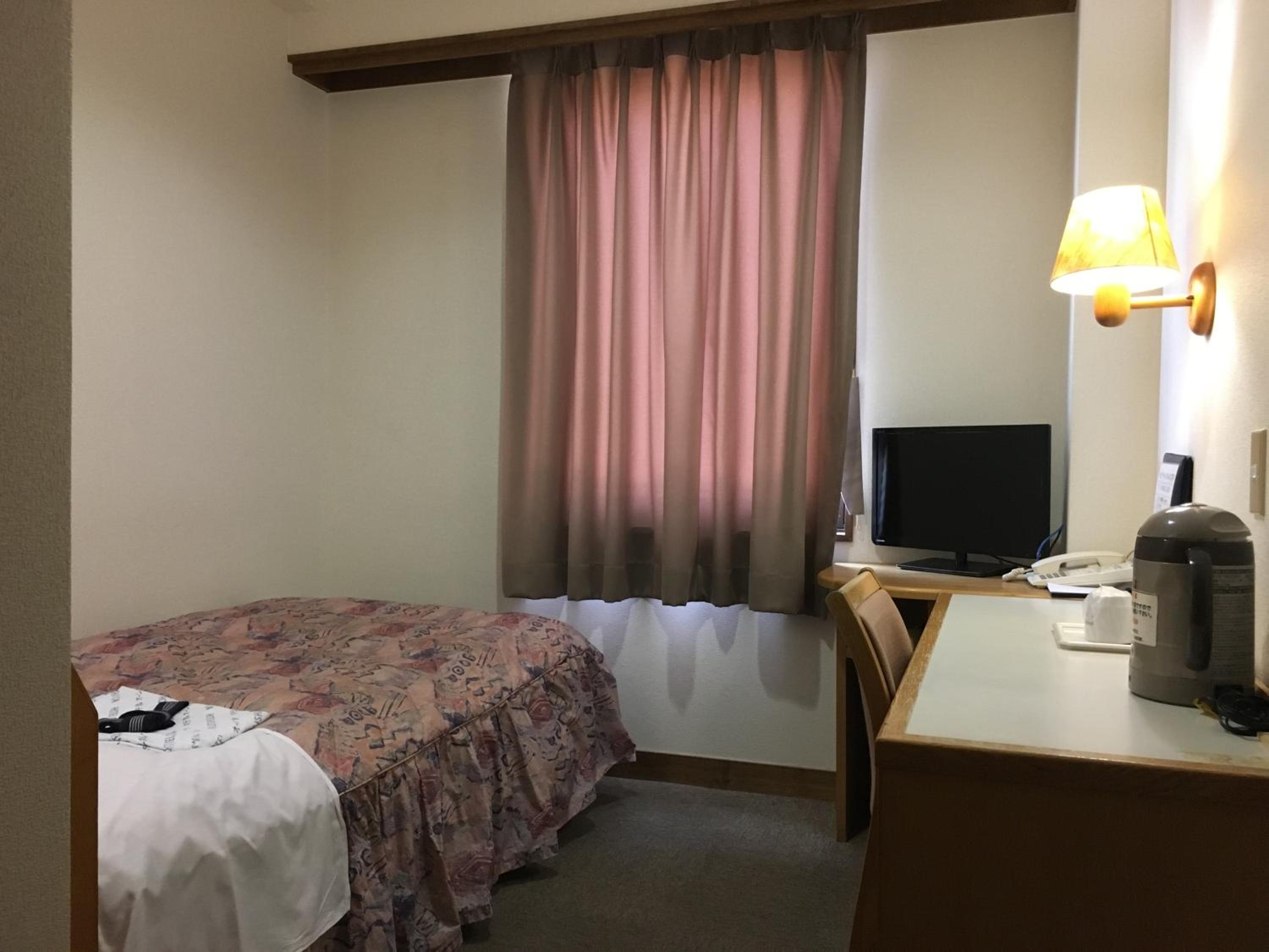Single Room - Non-Smoking photo 3