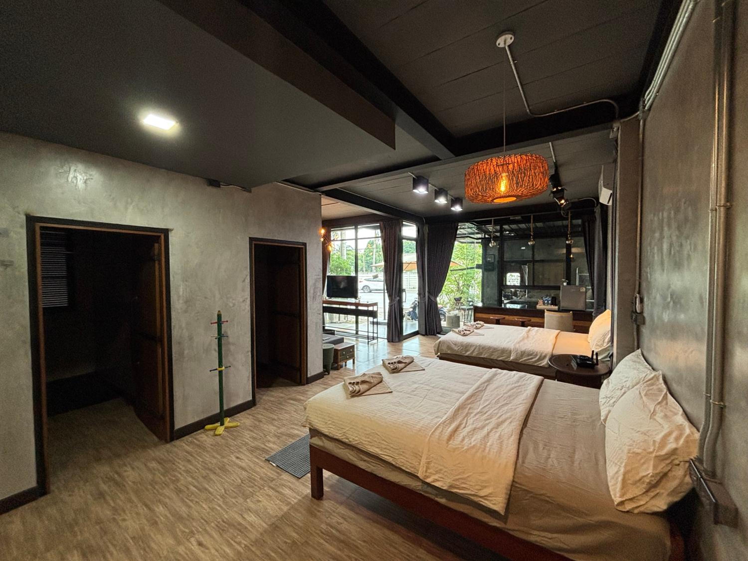 Classic Quadruple Room