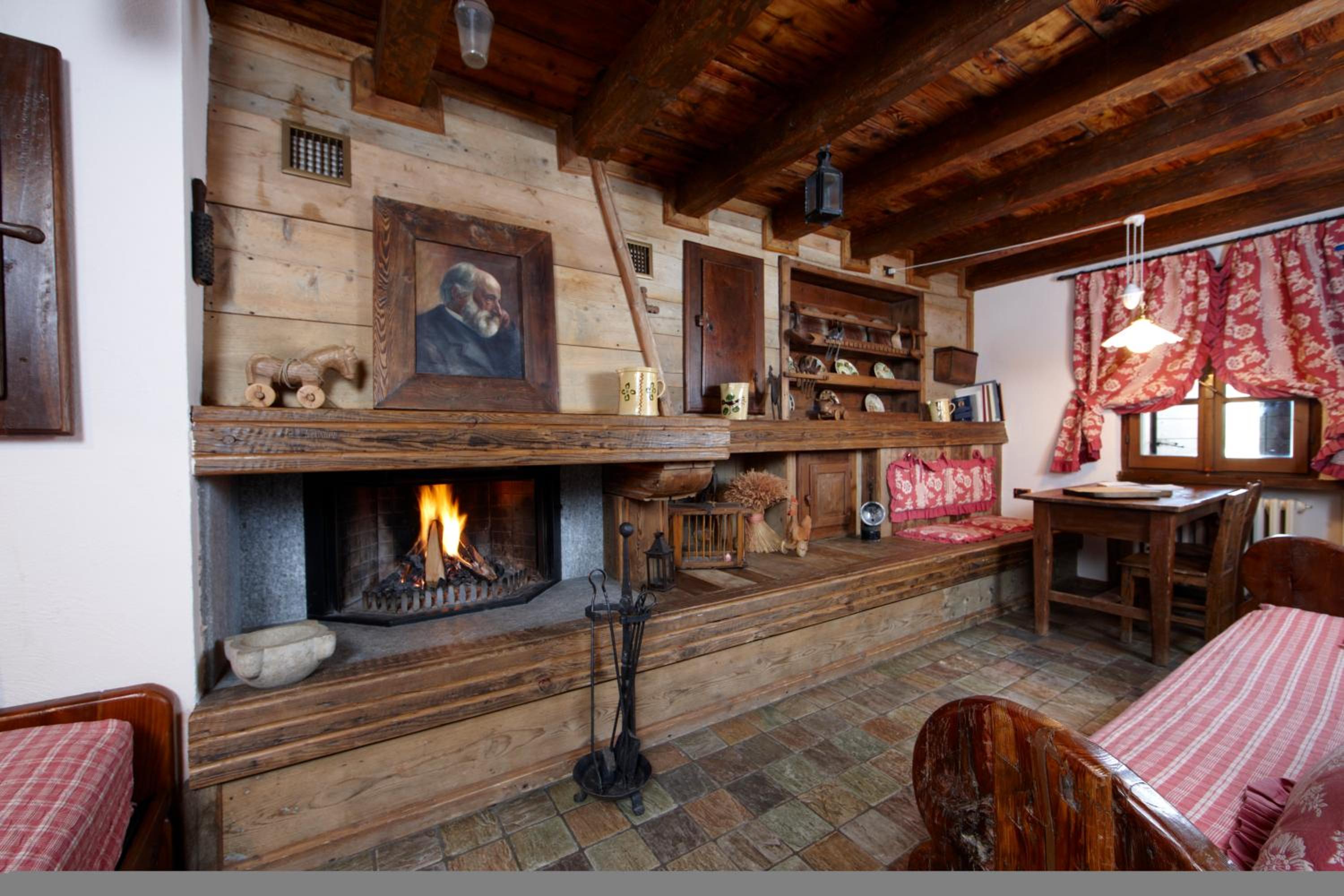 One-Bedroom Chalet - Photo 3