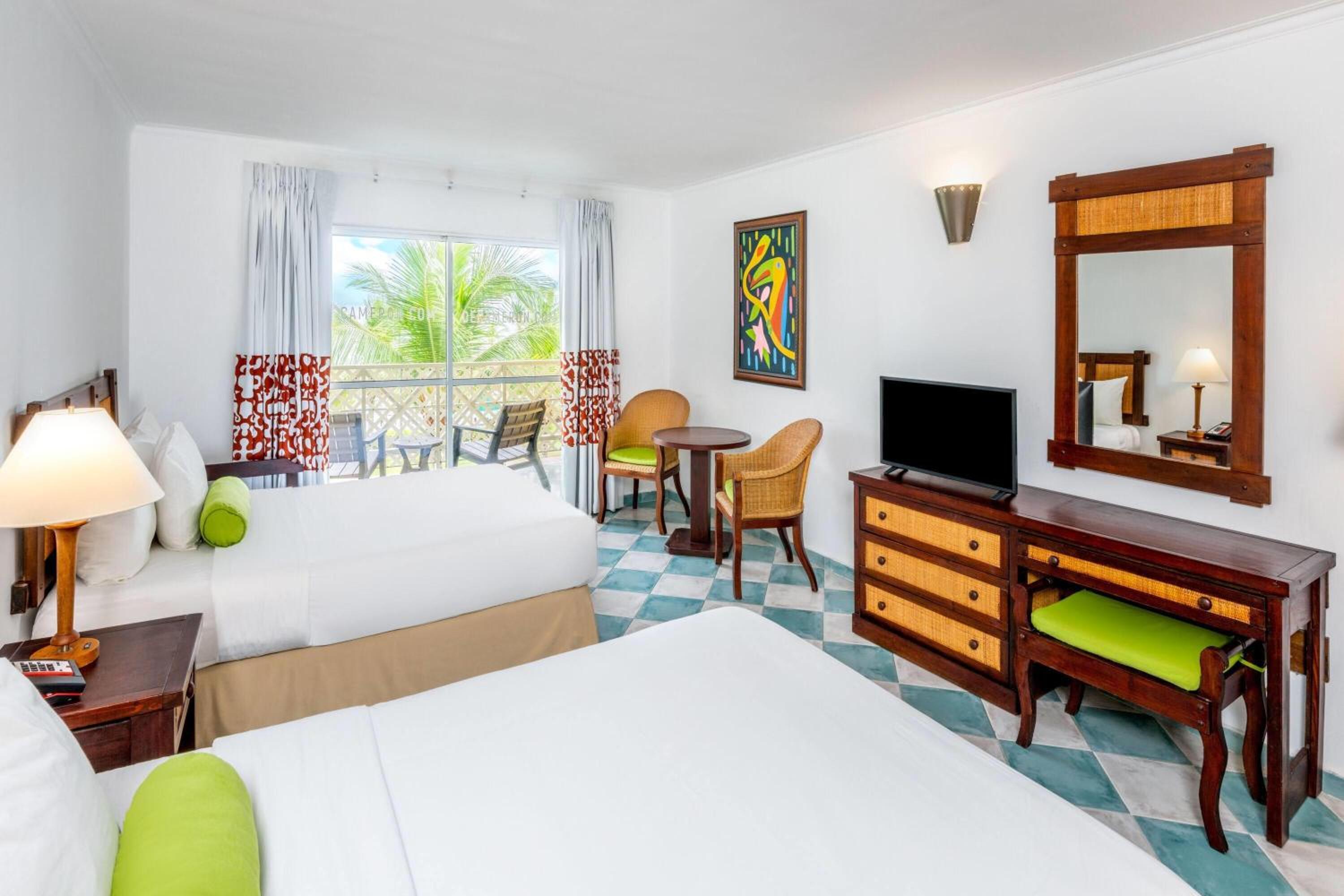 Garden View, 2 Double Beds - Photo 3