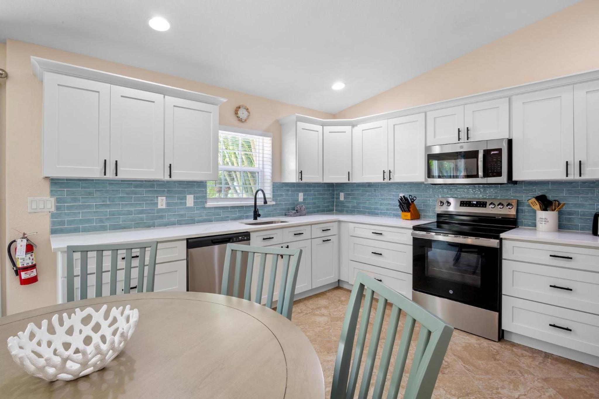 Three-Bedroom Vacation Home  photo 2