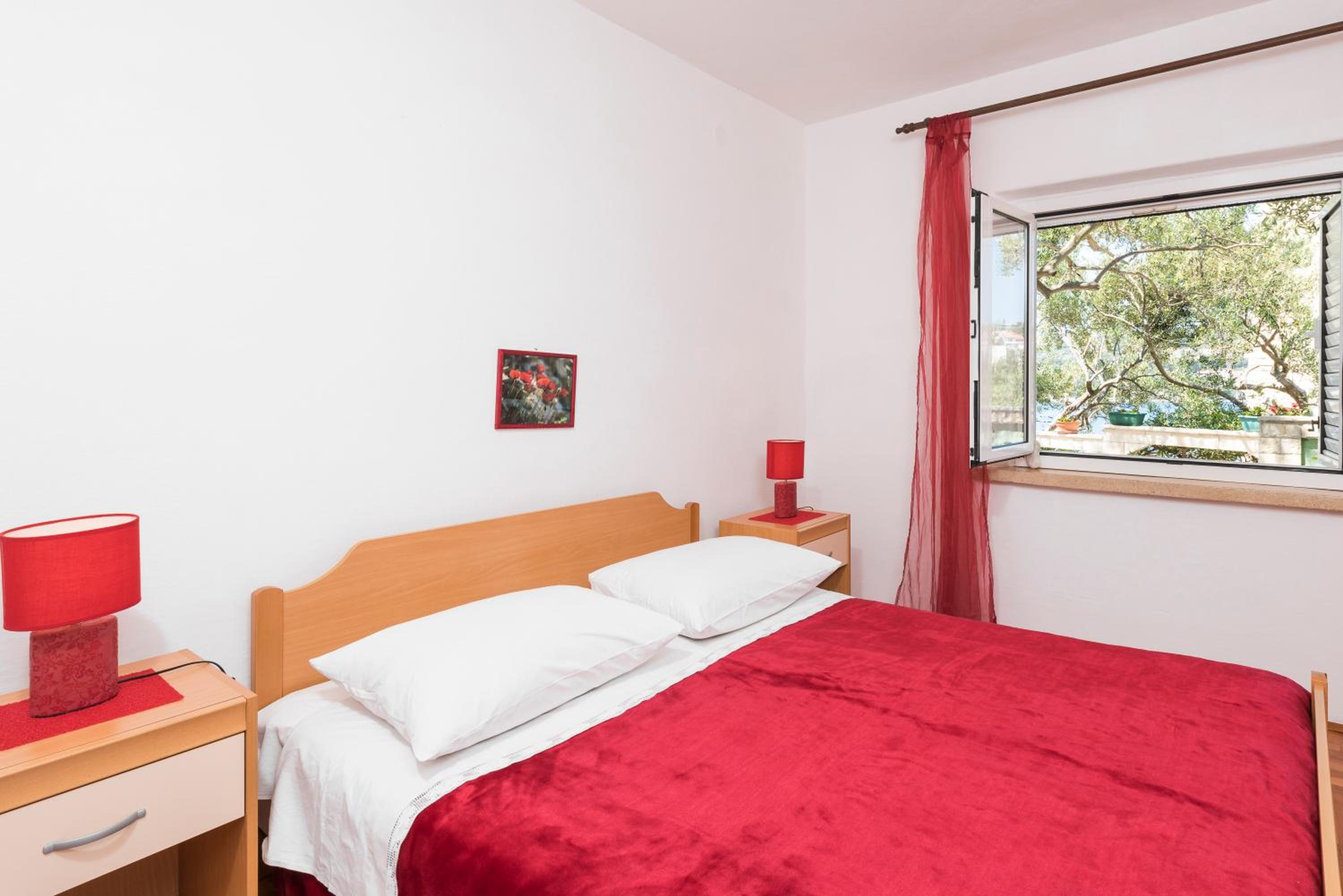 One-Bedroom Apartment with Terrace