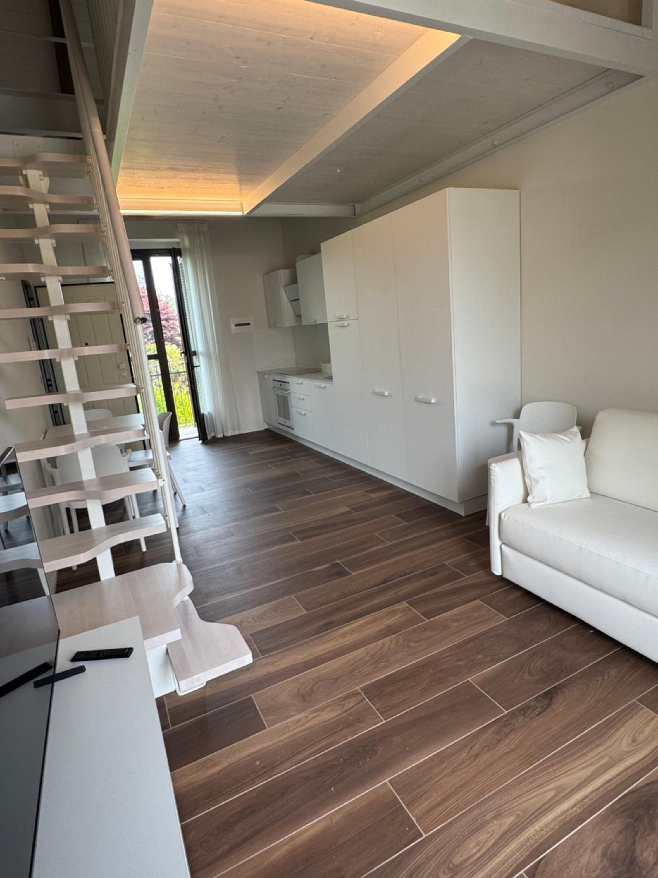 Apartment with View and Balcony - Annex