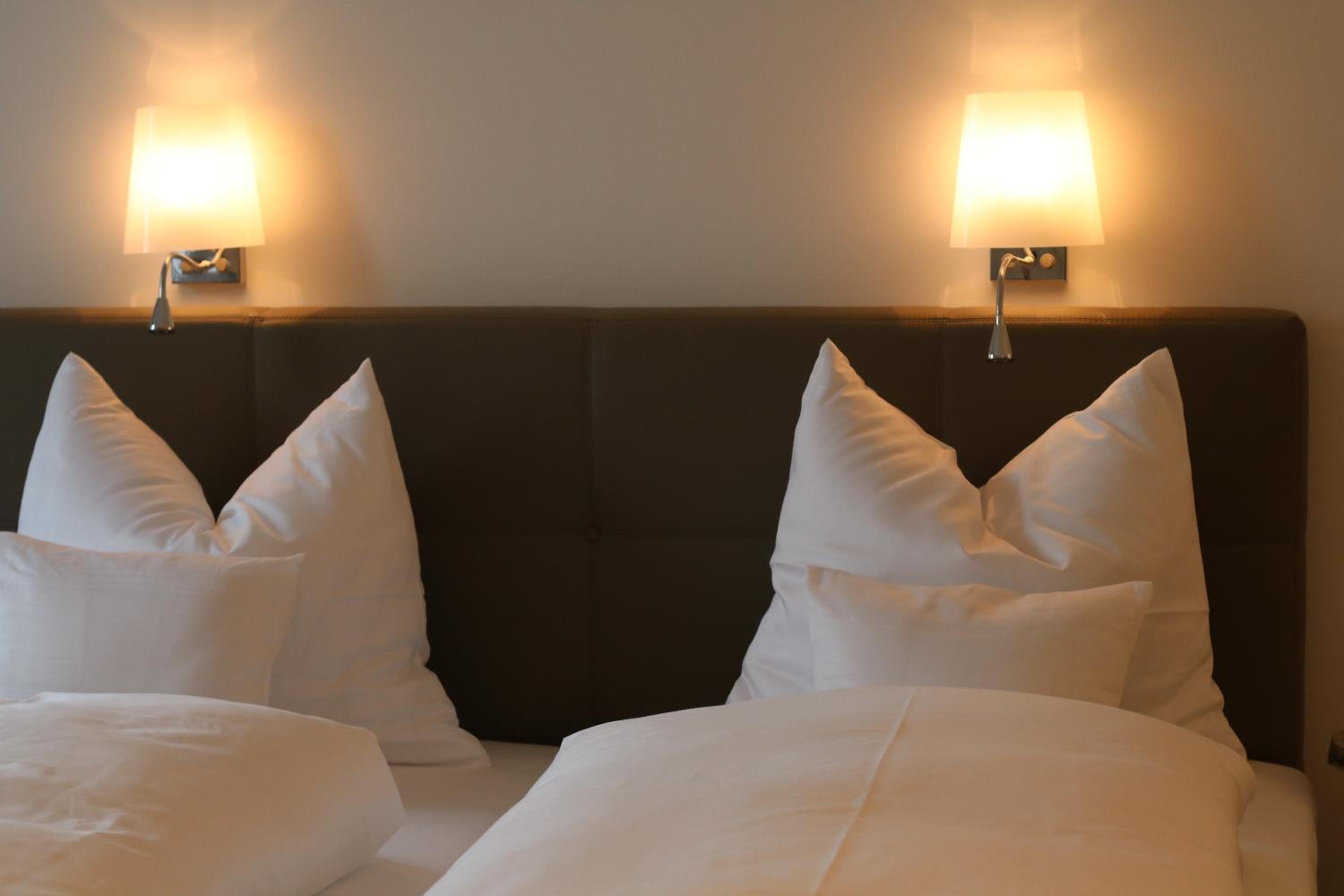 Standard Double Room - Photo 2
