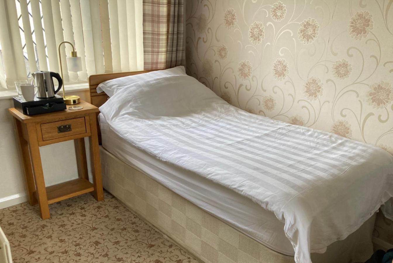 Small Single Room