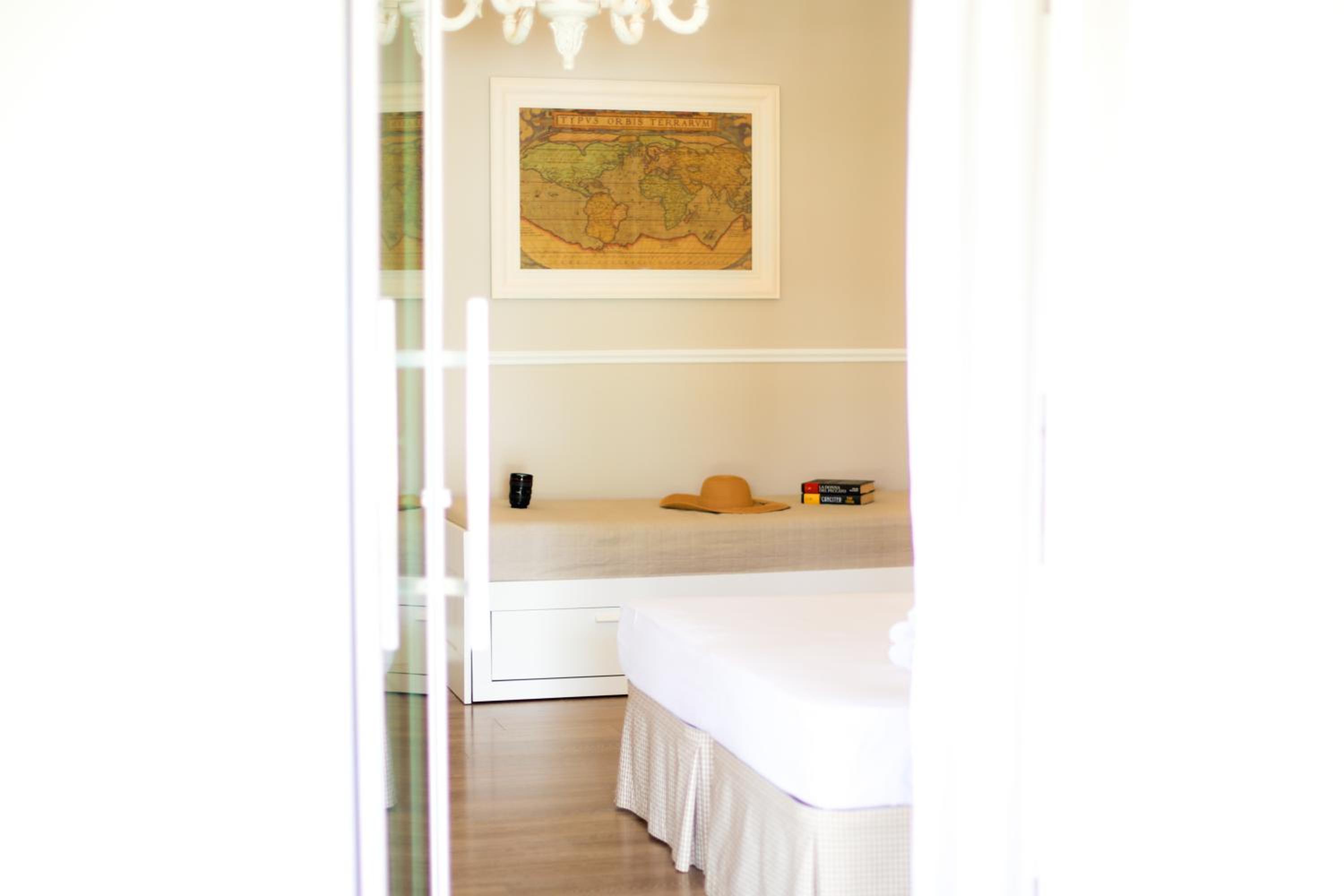 Triple Room with Pool View photo 1