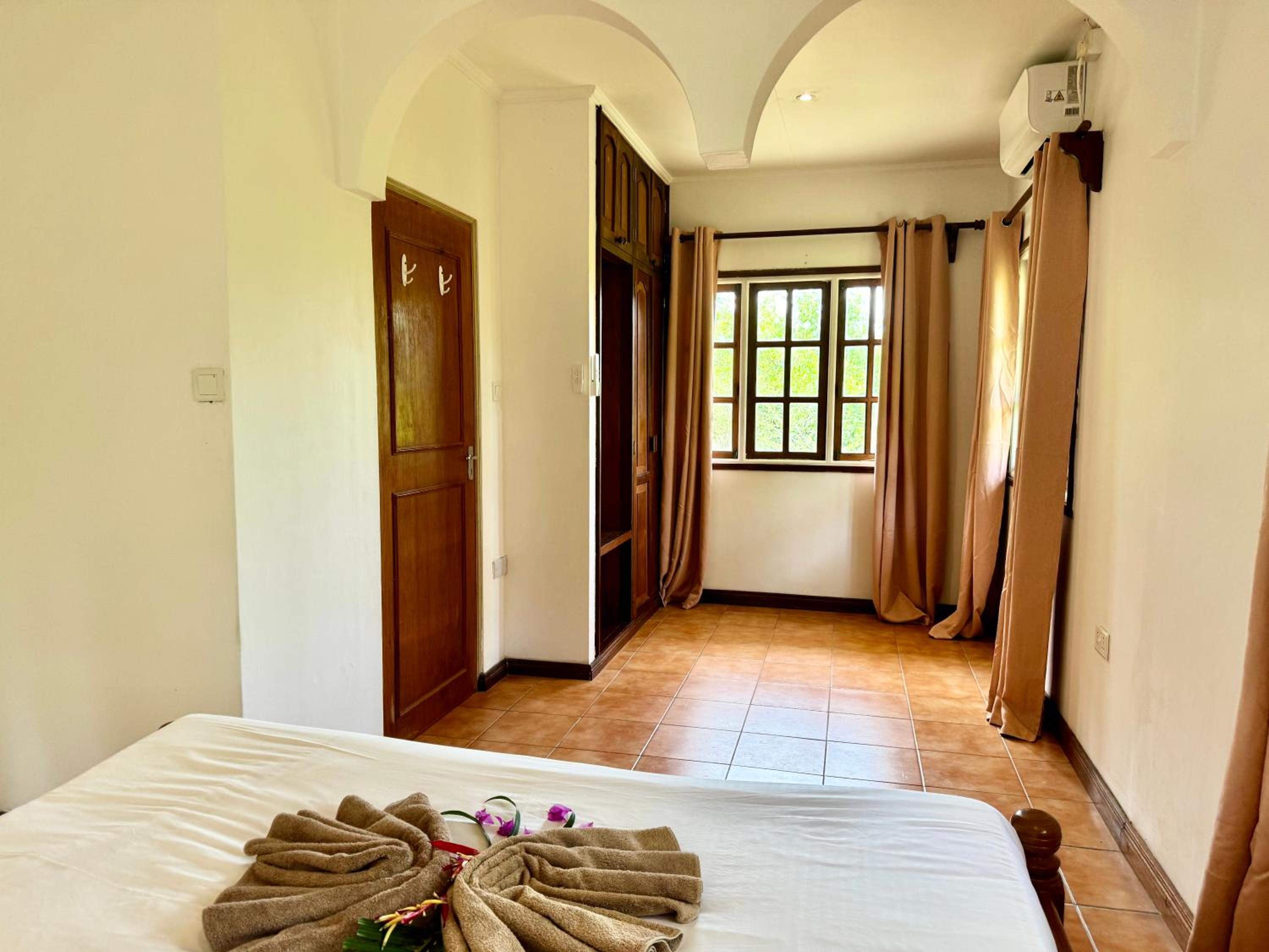 Family Room with Garden View photo 3