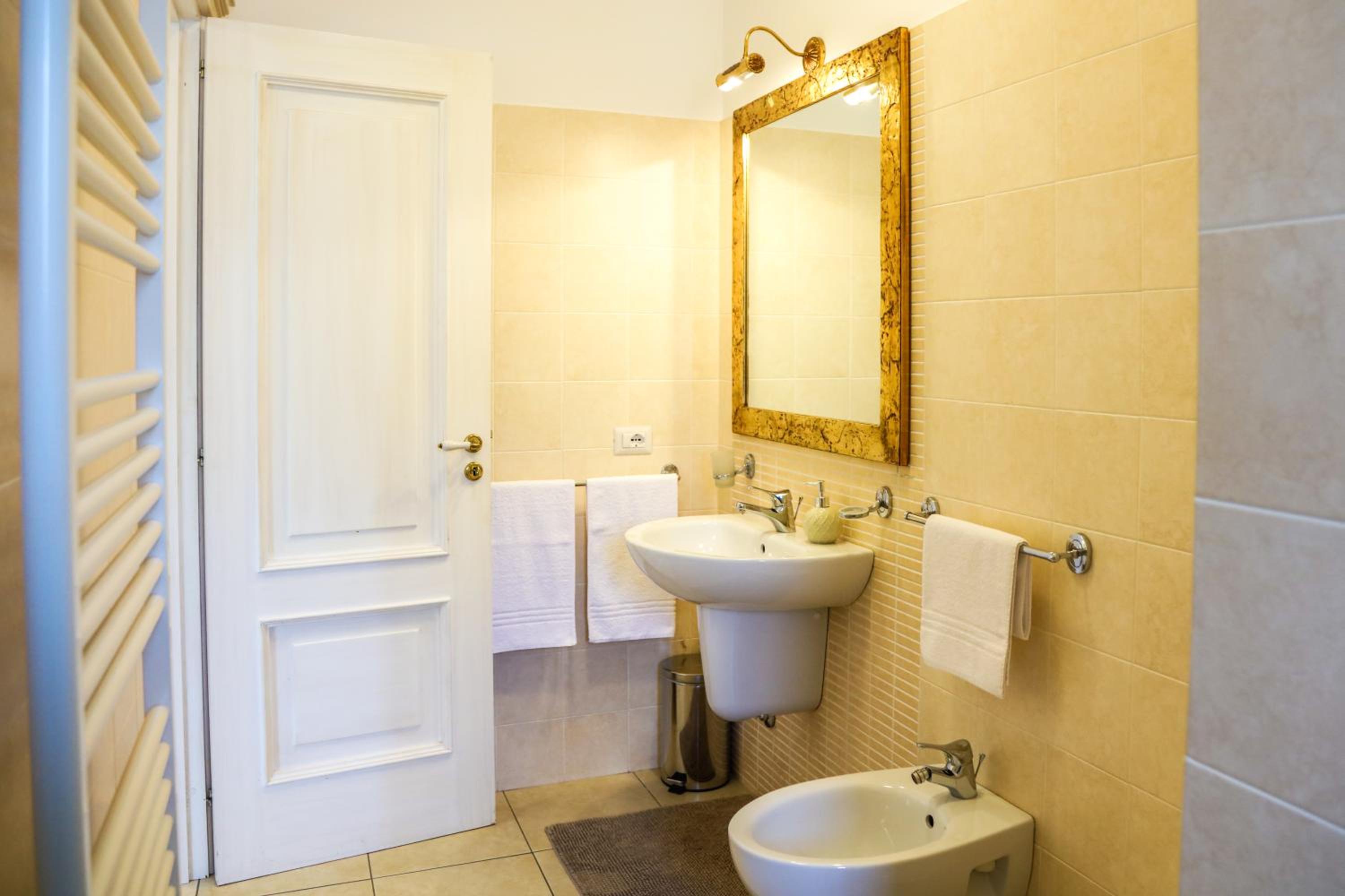 Deluxe Triple Room photo 3