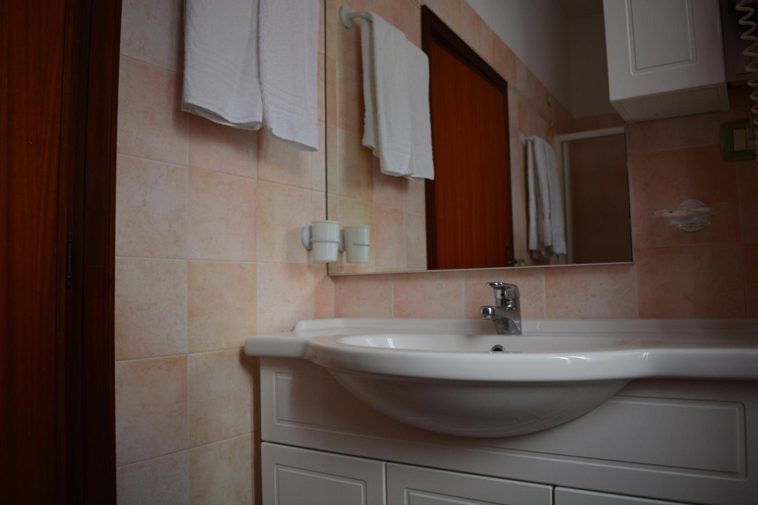 Double Room with Terrace - Photo 7