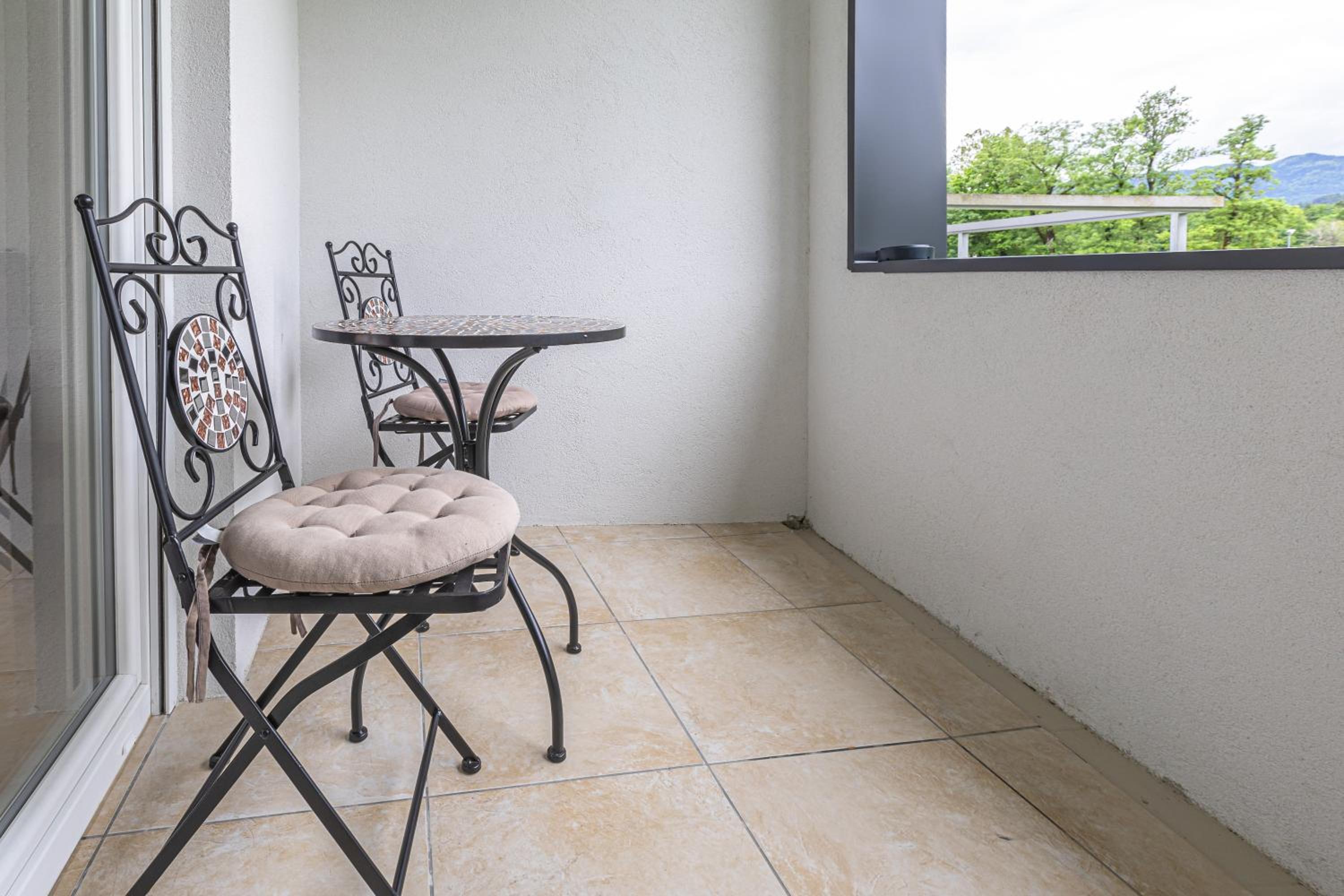 Studio with Balcony