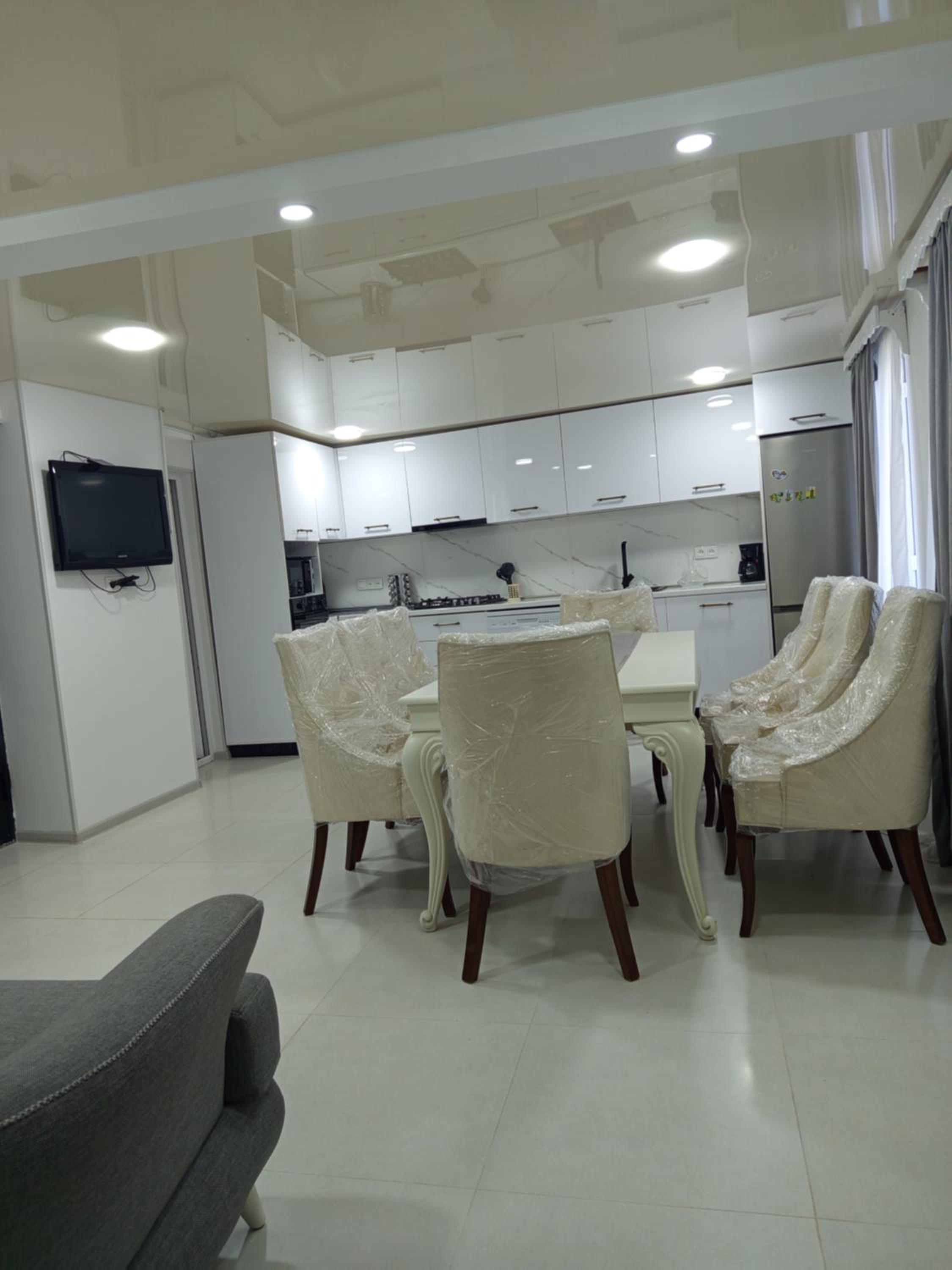 Apartment - Ground Floor photo 2