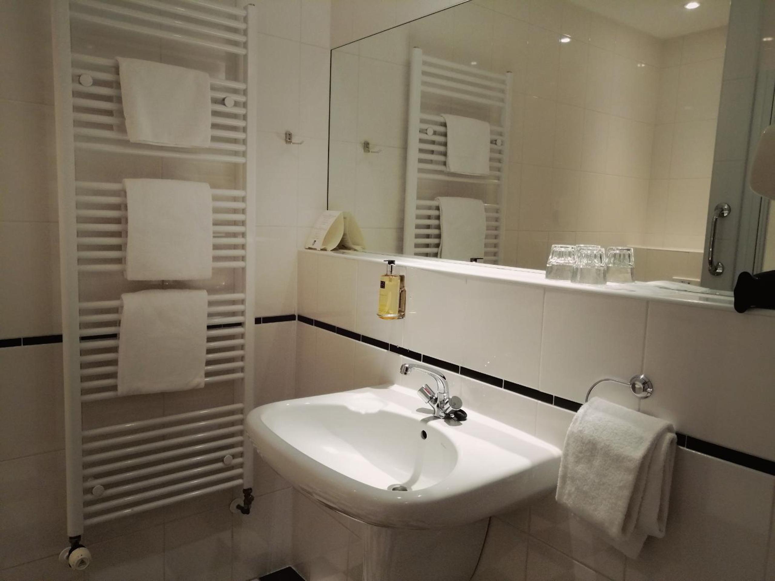 Deluxe Double Room - Photo 5