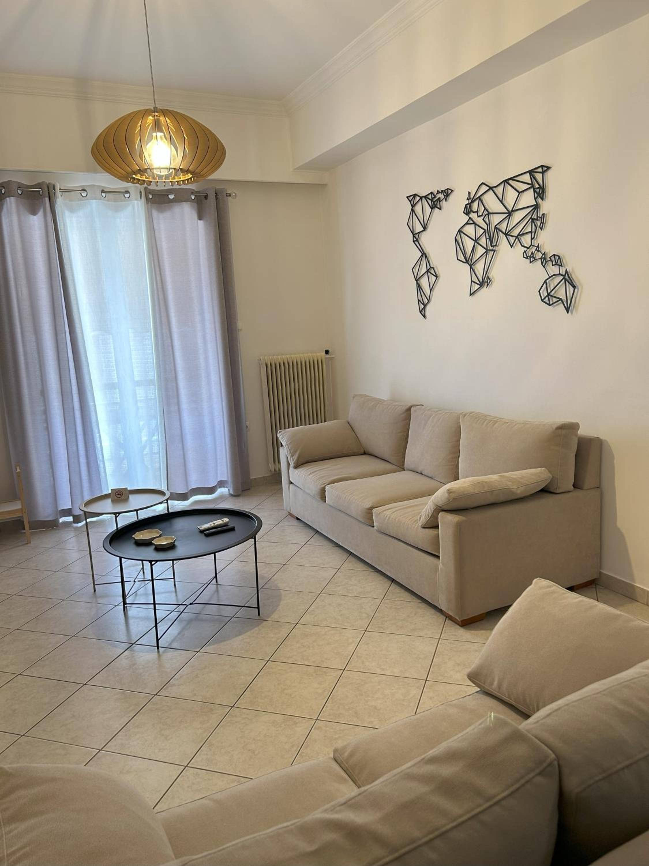 Deluxe Three Bedroom Apartment - Ioli