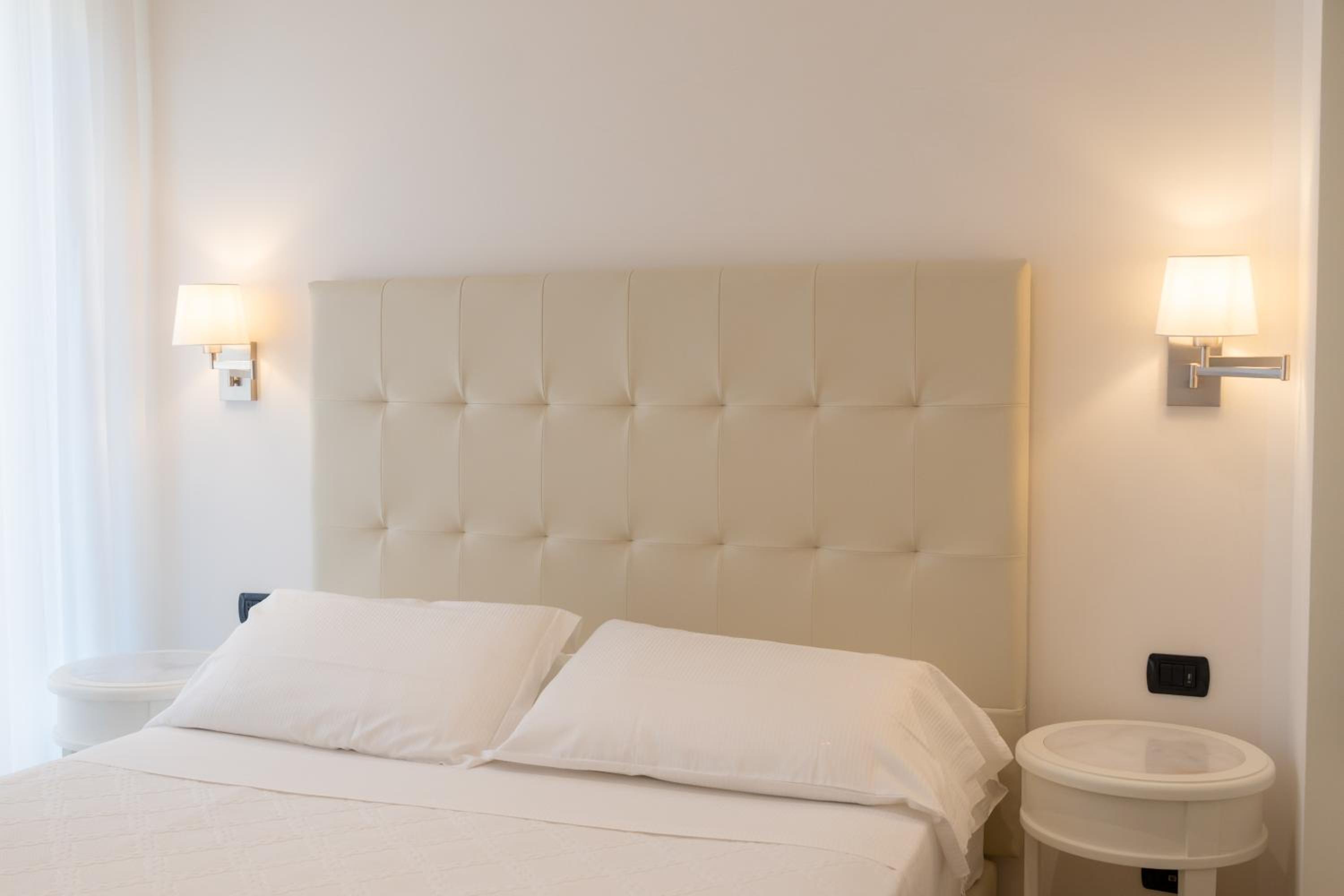 Superior Triple Room - Photo 3
