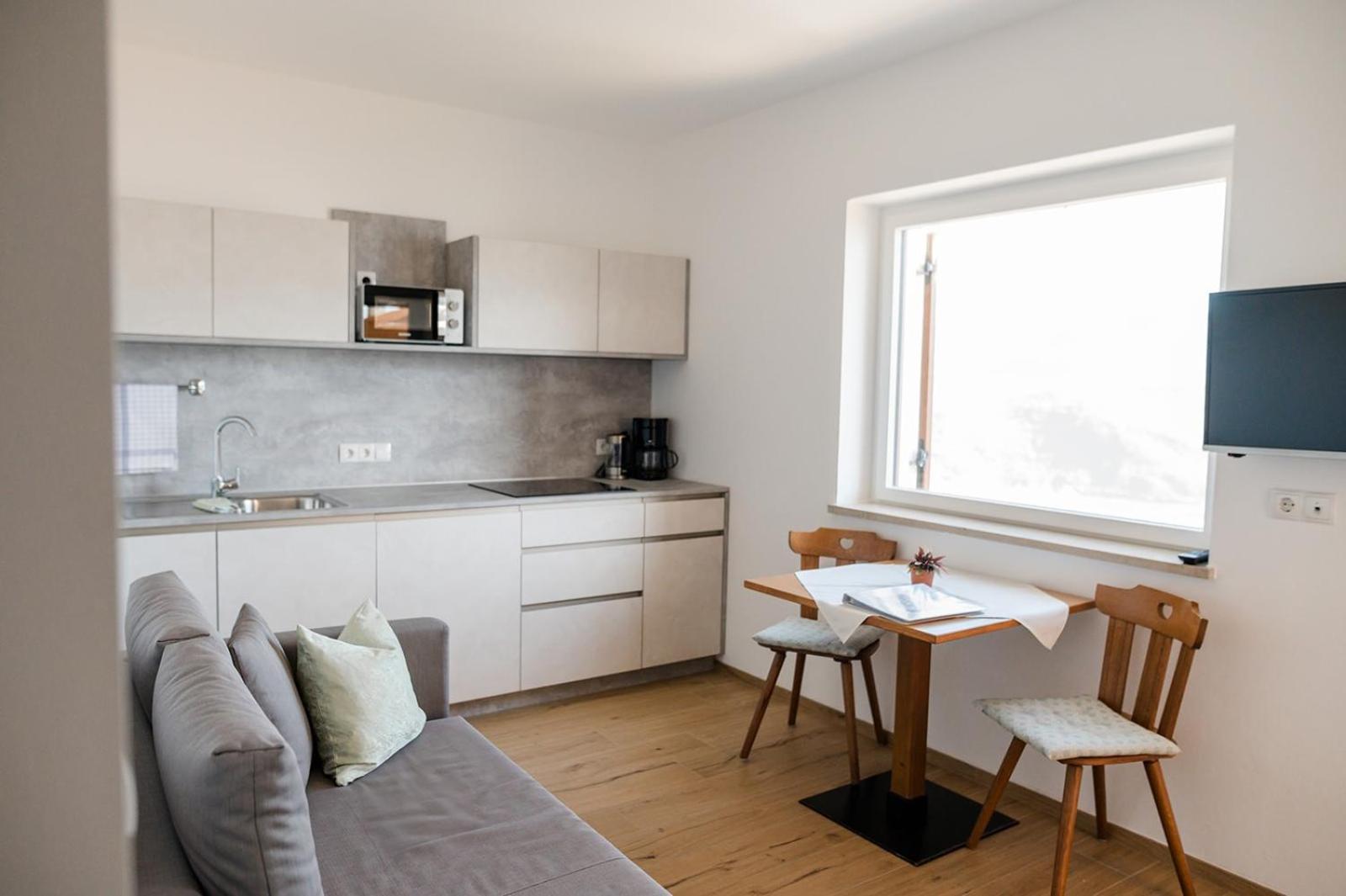 One-Bedroom Apartment with Balcony