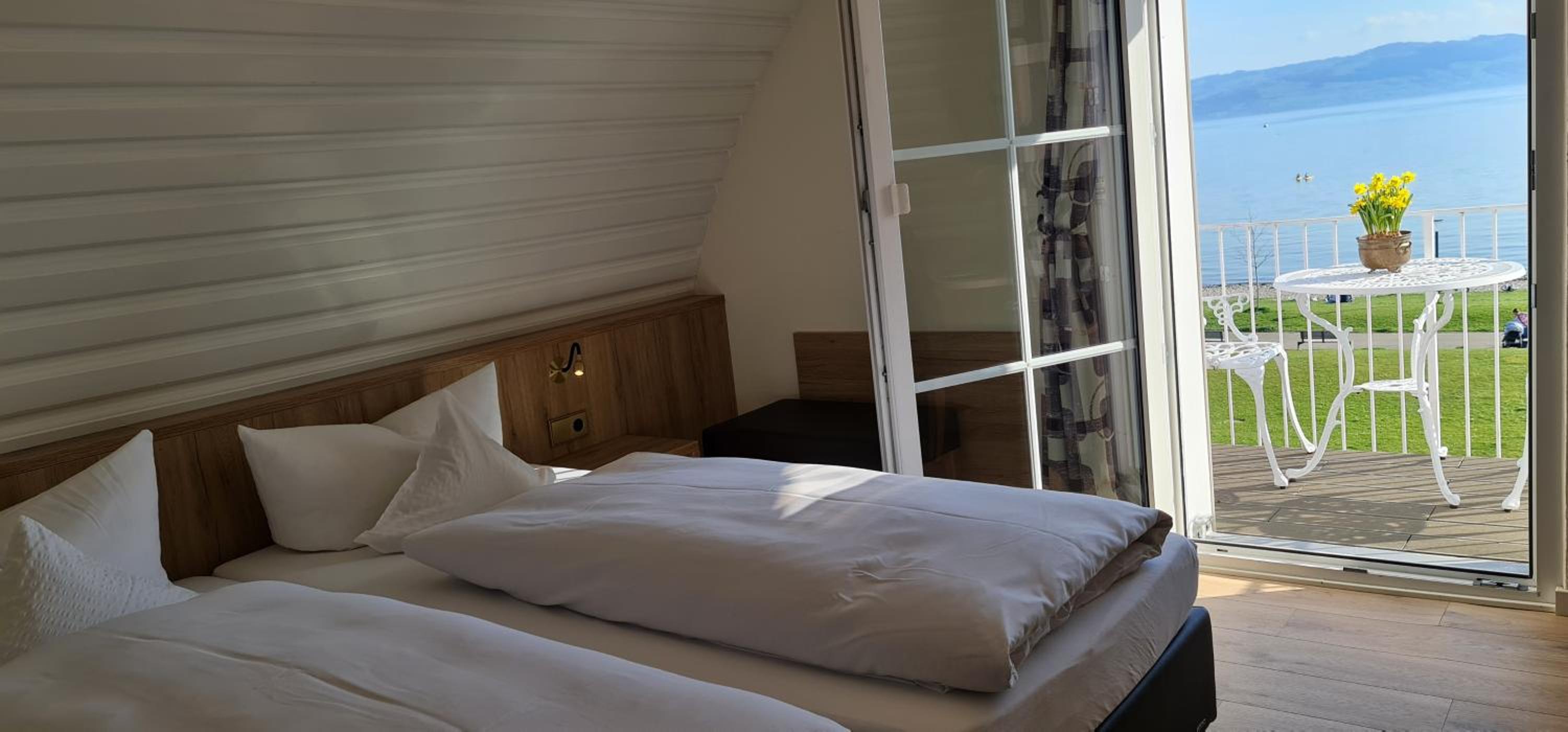 Double Room with Balcony and Sea View