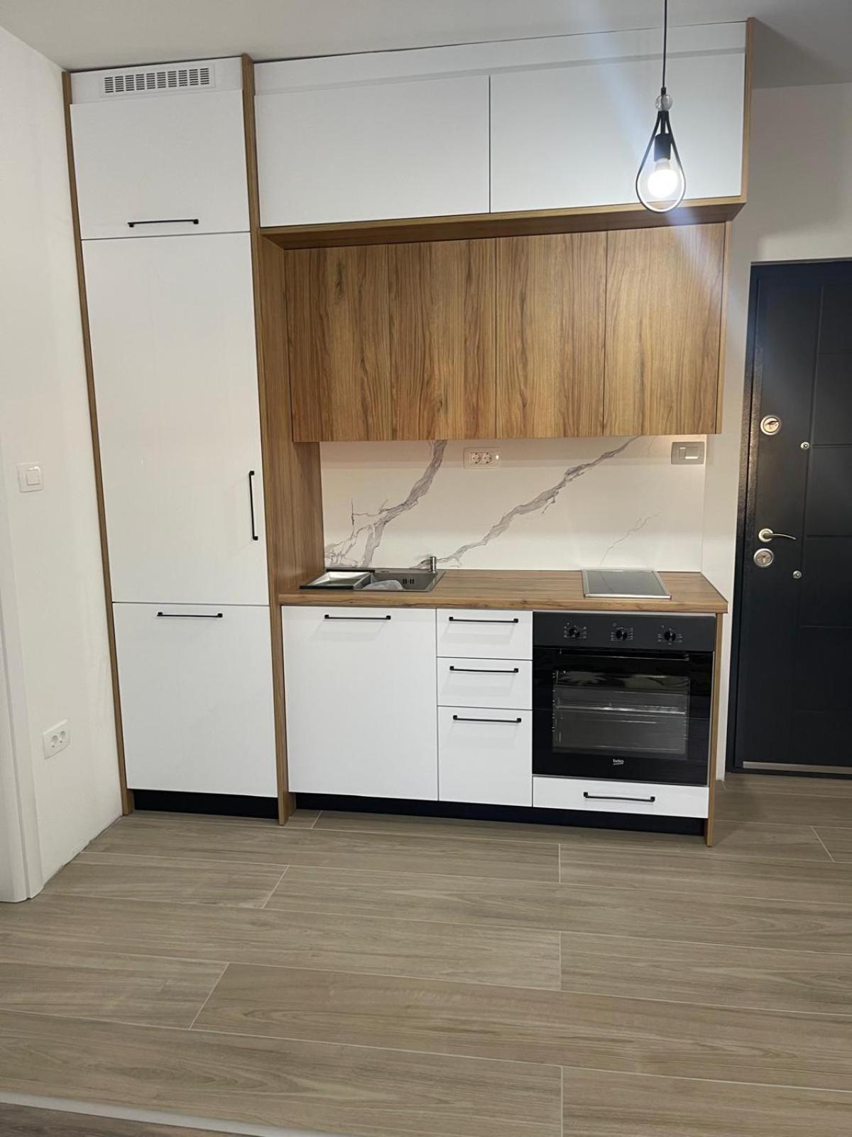 Deluxe Apartment photo 2