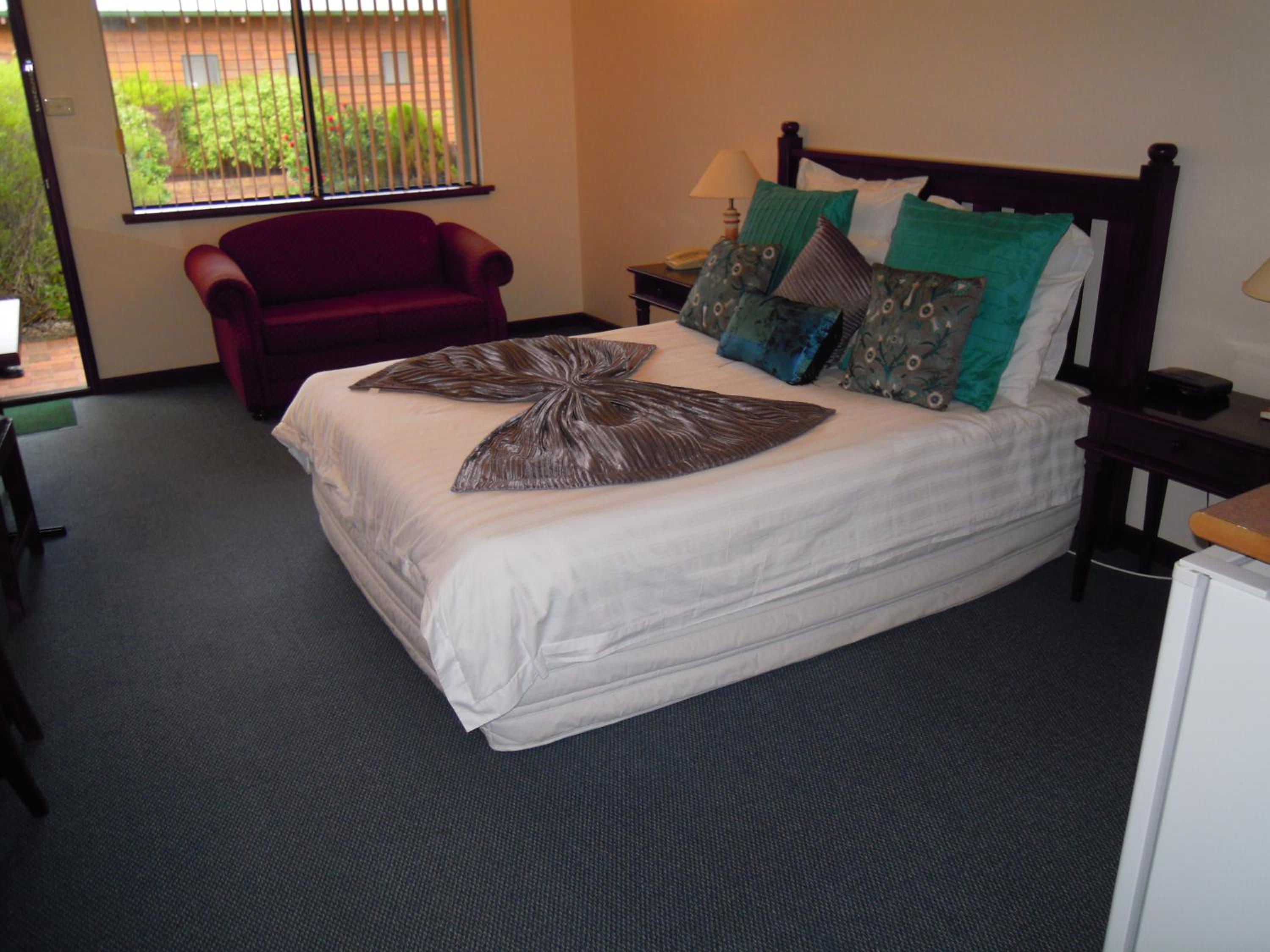 Deluxe Queen Room - Photo 1