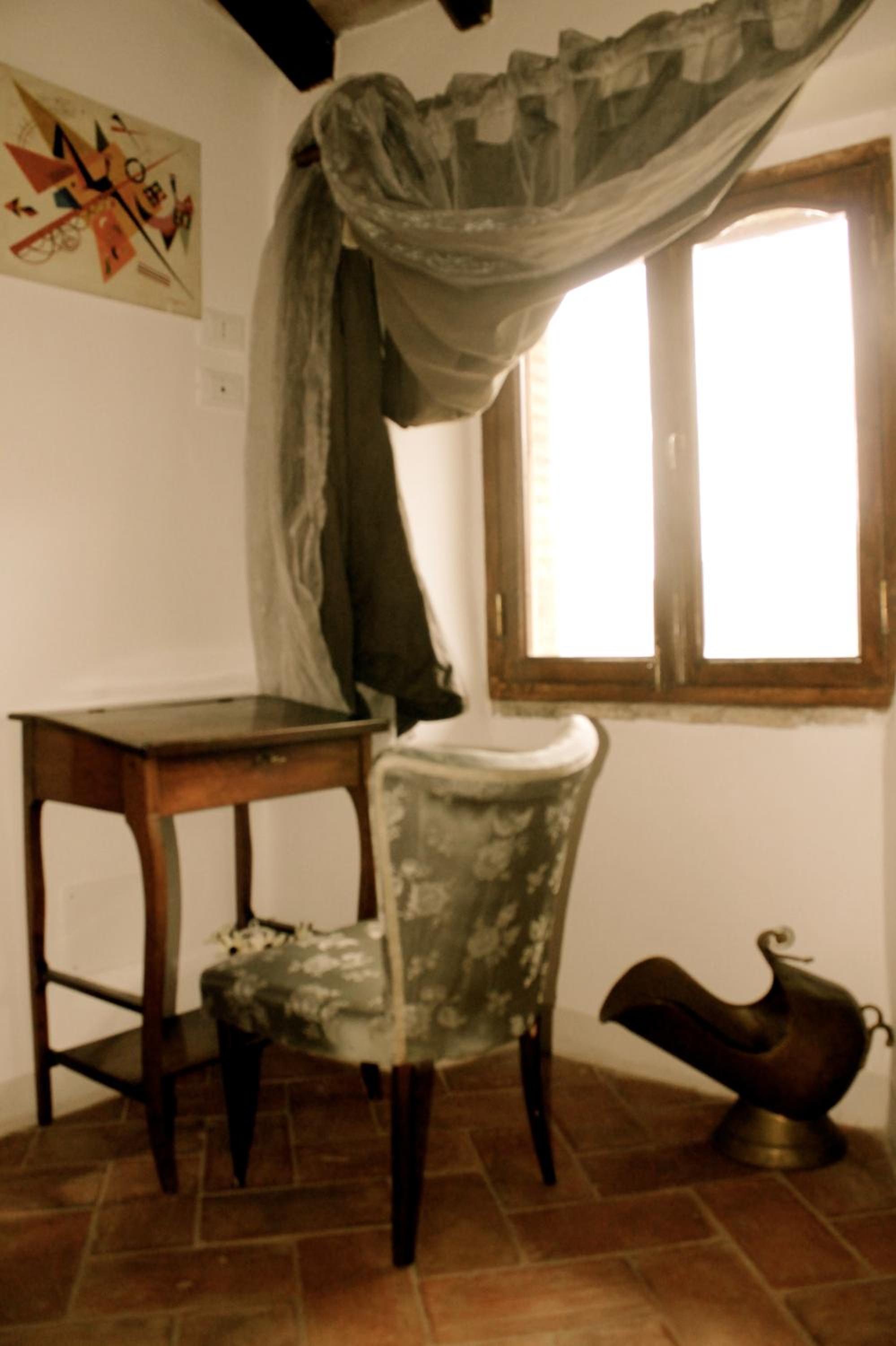 Three-Bedroom Apartment - Photo 4