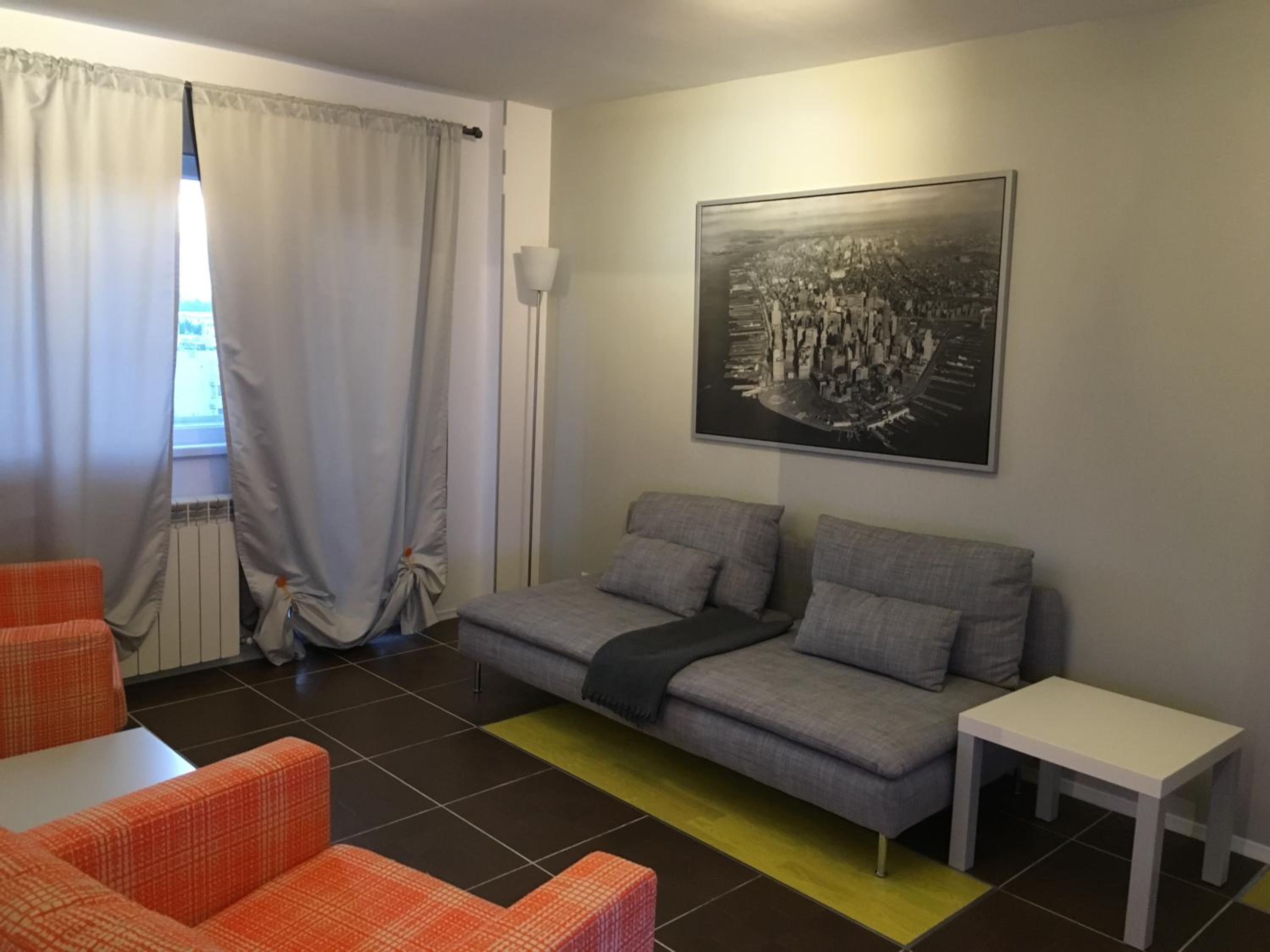 Two-Bedroom Apartment - Photo 9
