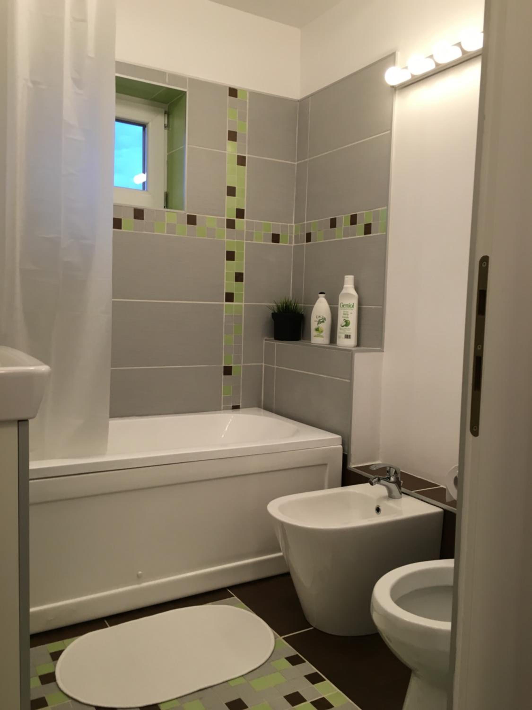 Two-Bedroom Apartment - Photo 18