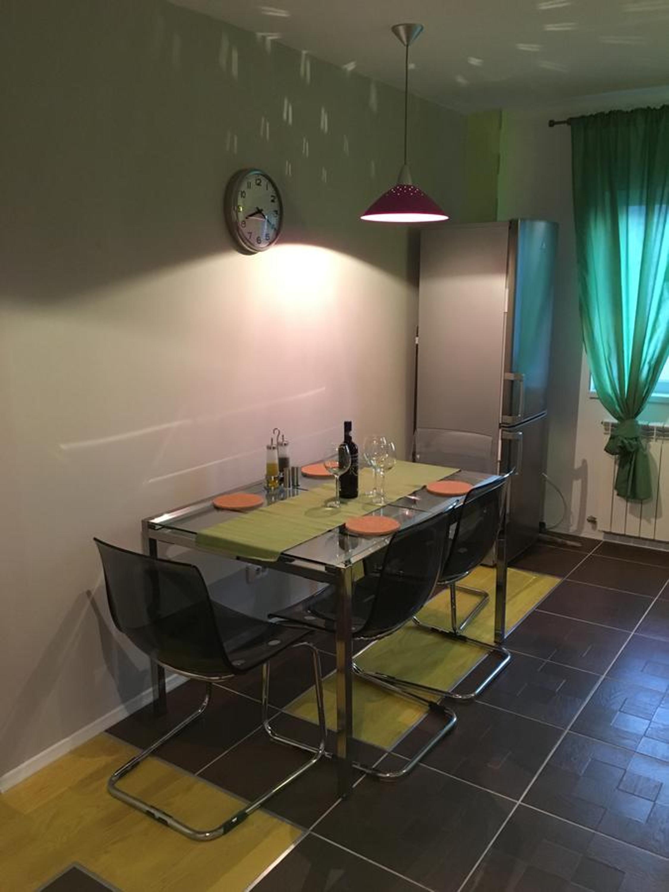 Two-Bedroom Apartment - Photo 19