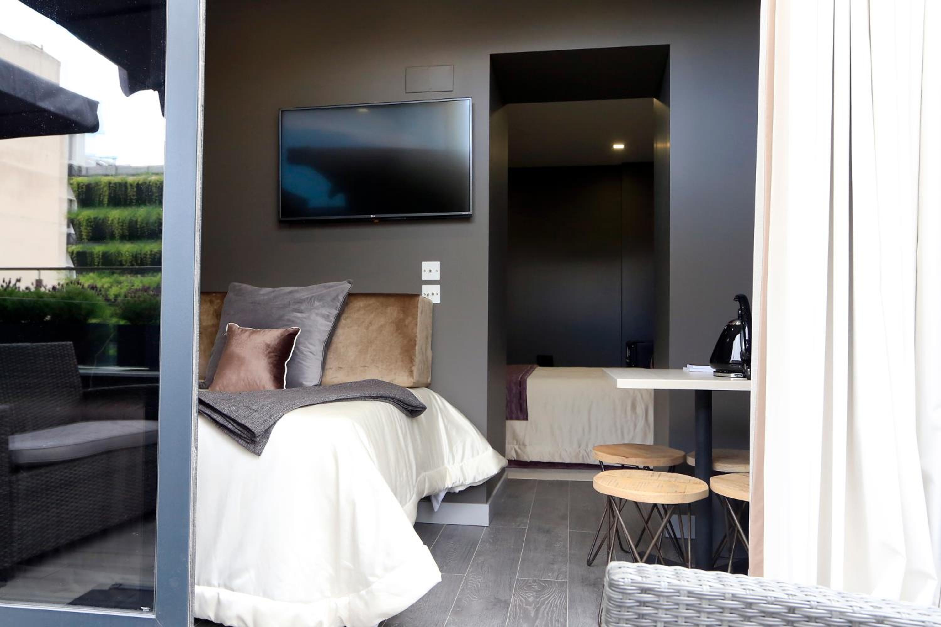 Two-Bedroom Suite photo 1