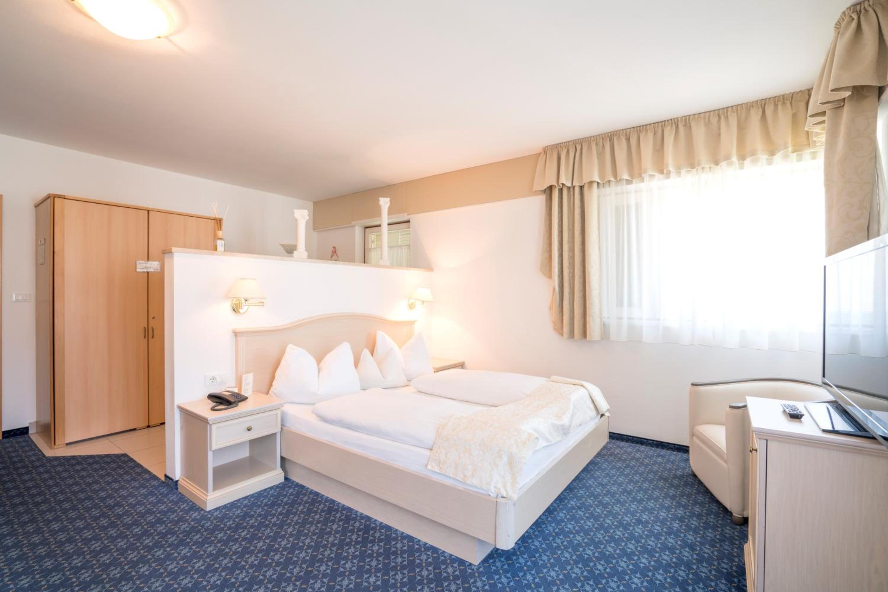 Superior Double Room - Photo 3