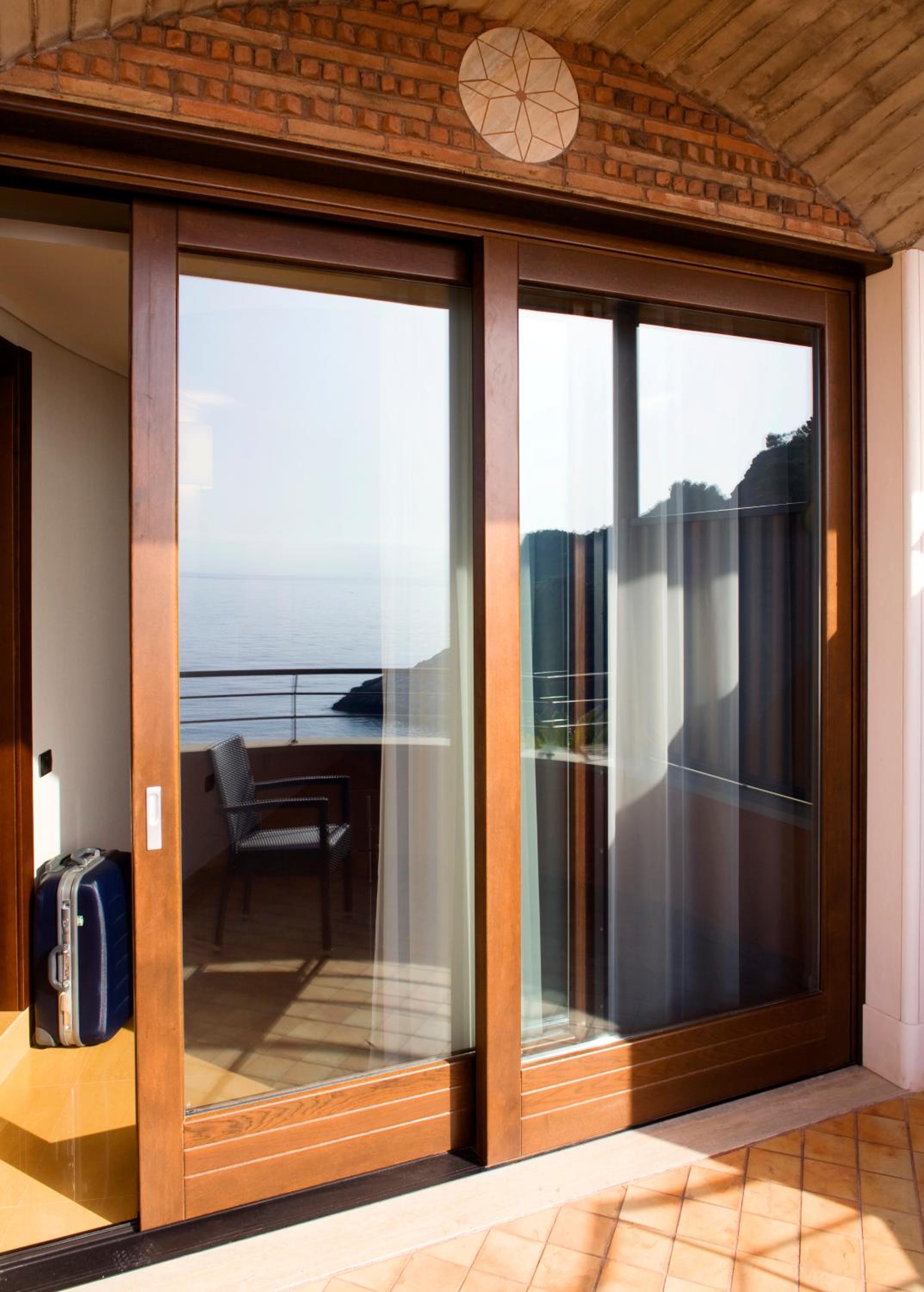 Double or Twin Room with Sea View photo 3