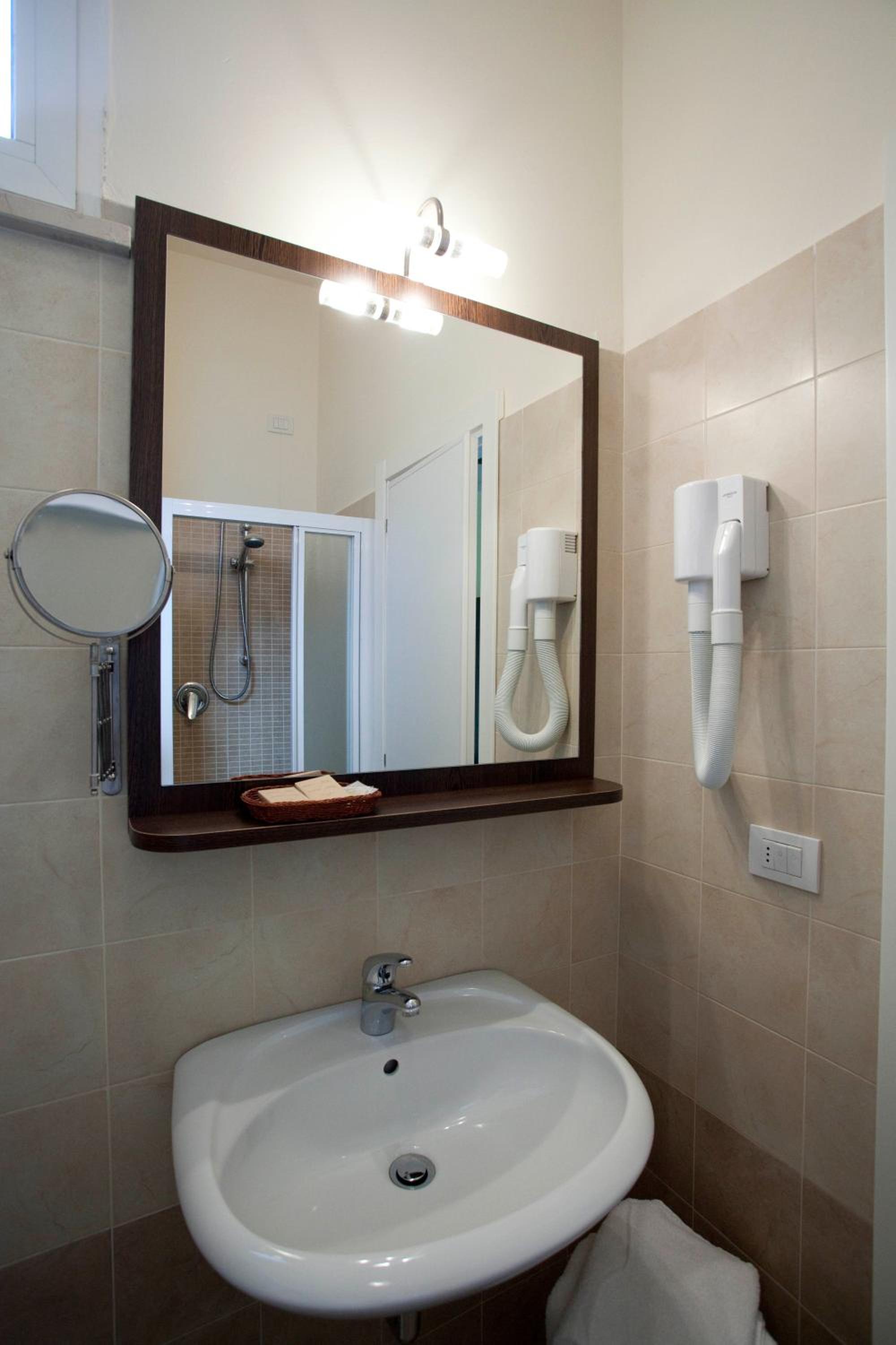 Triple Room - Photo 3