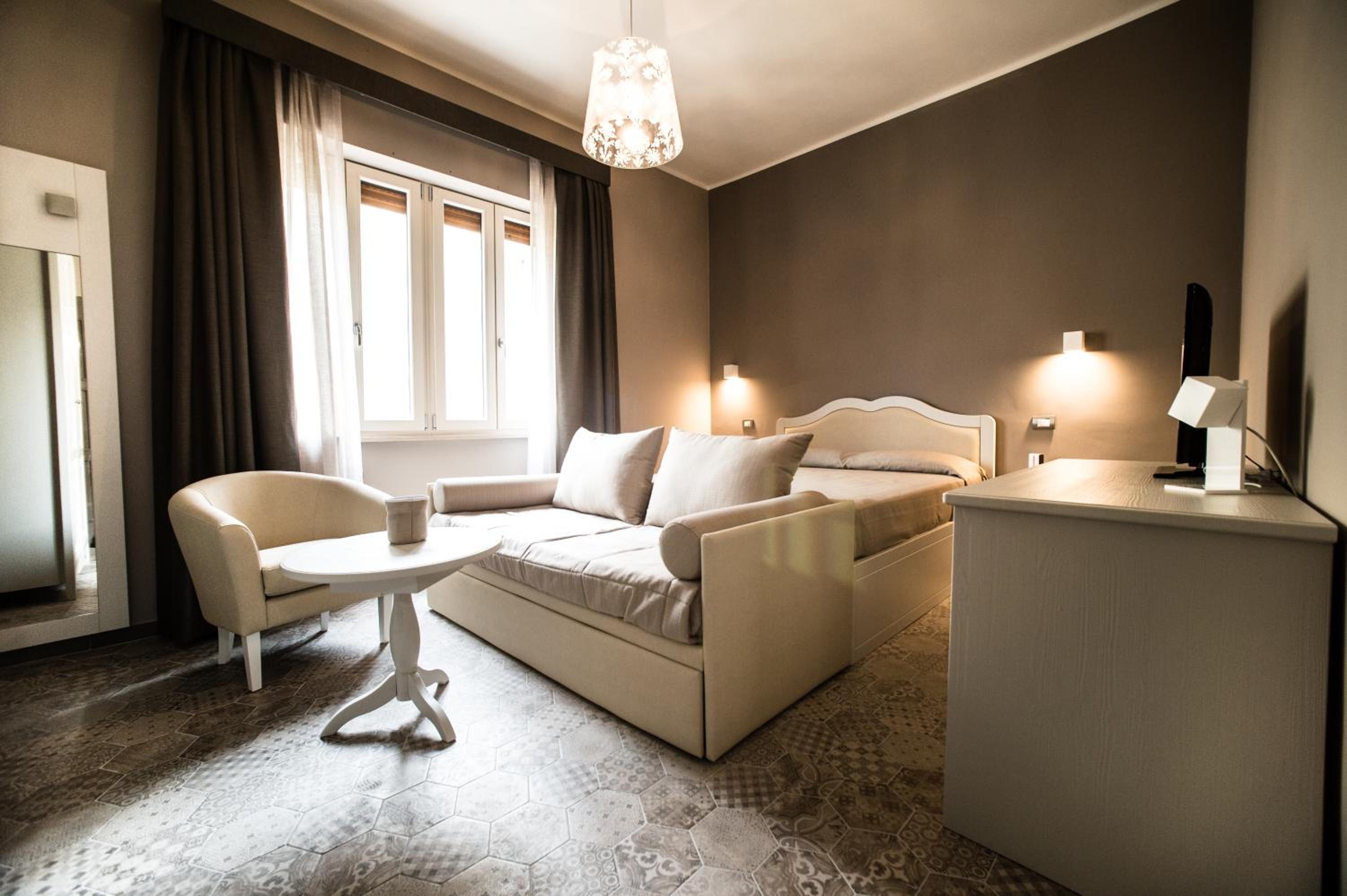 Standard Quadruple Room - Photo 2