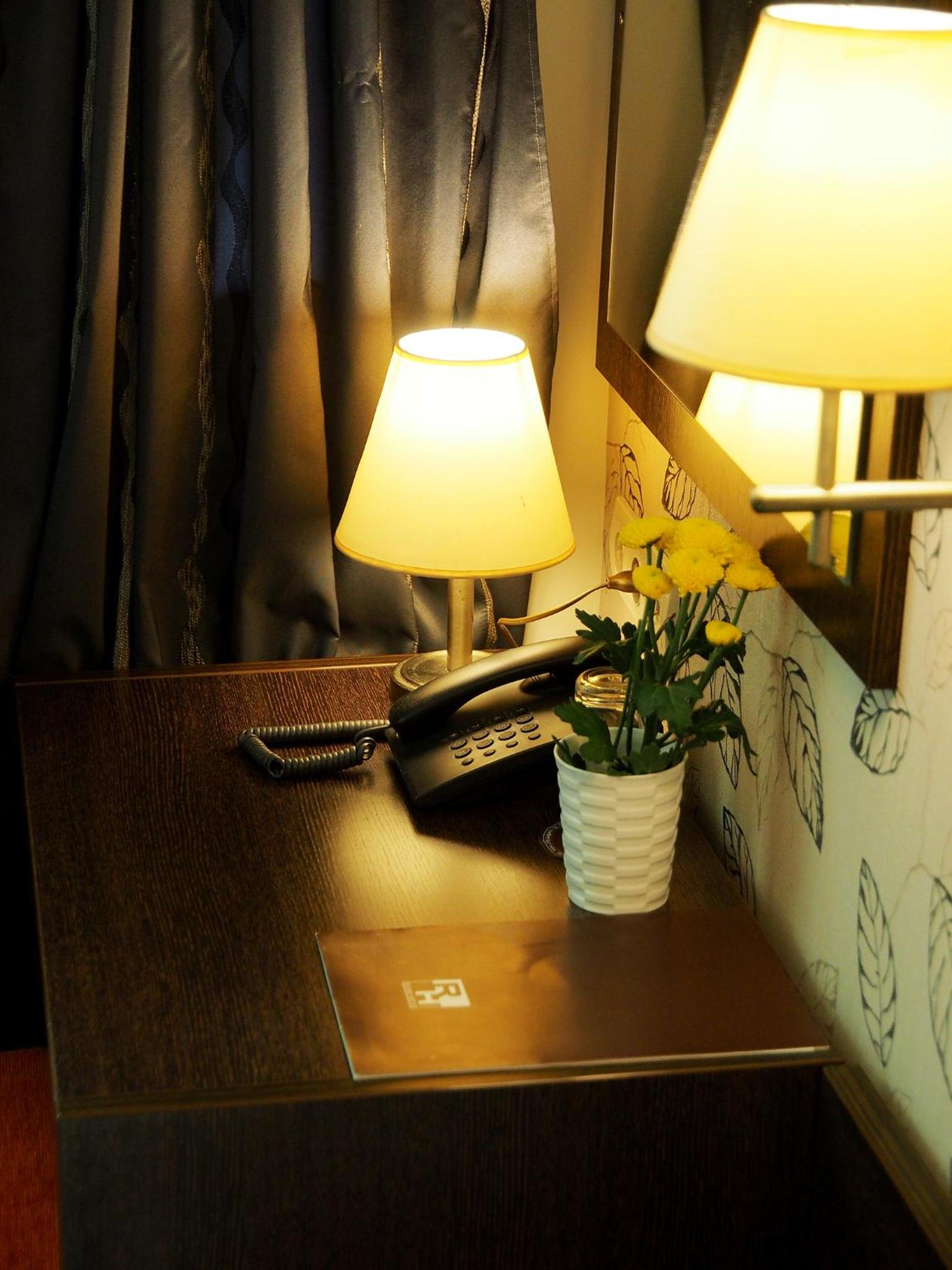 Single Room photo 2